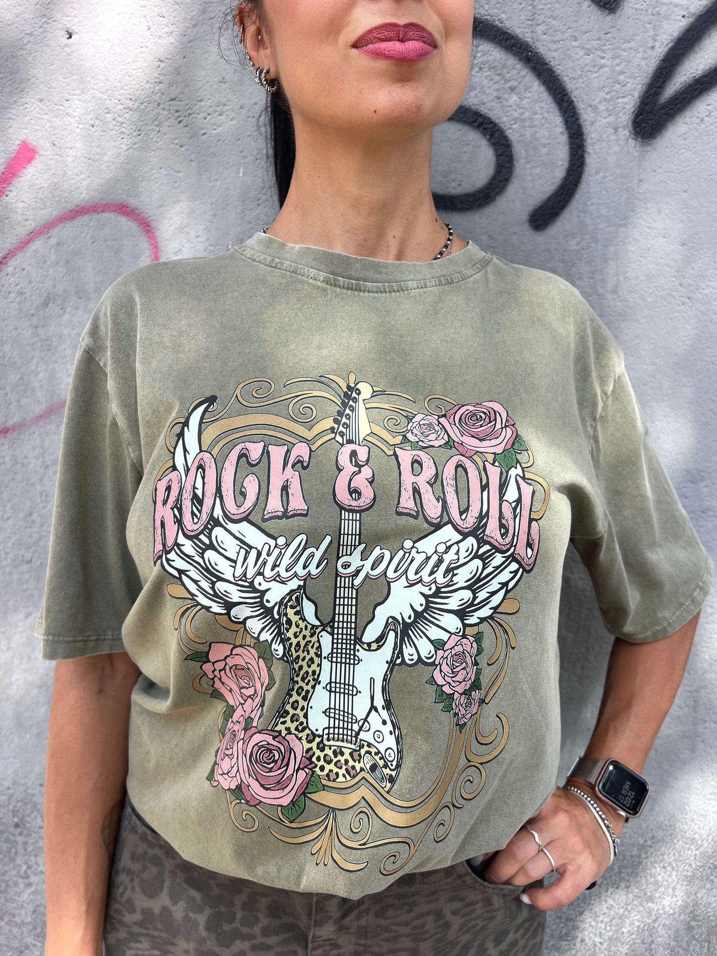 T-SHIRT M/M EFFETTO SLAVATO “ROCK ROLL” MILITARE