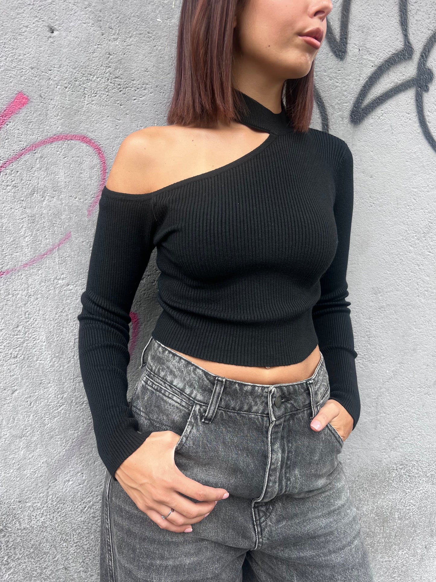 SUSY MIX MAGLIA CROP CUT OUT COSTINE ILARIA NERO