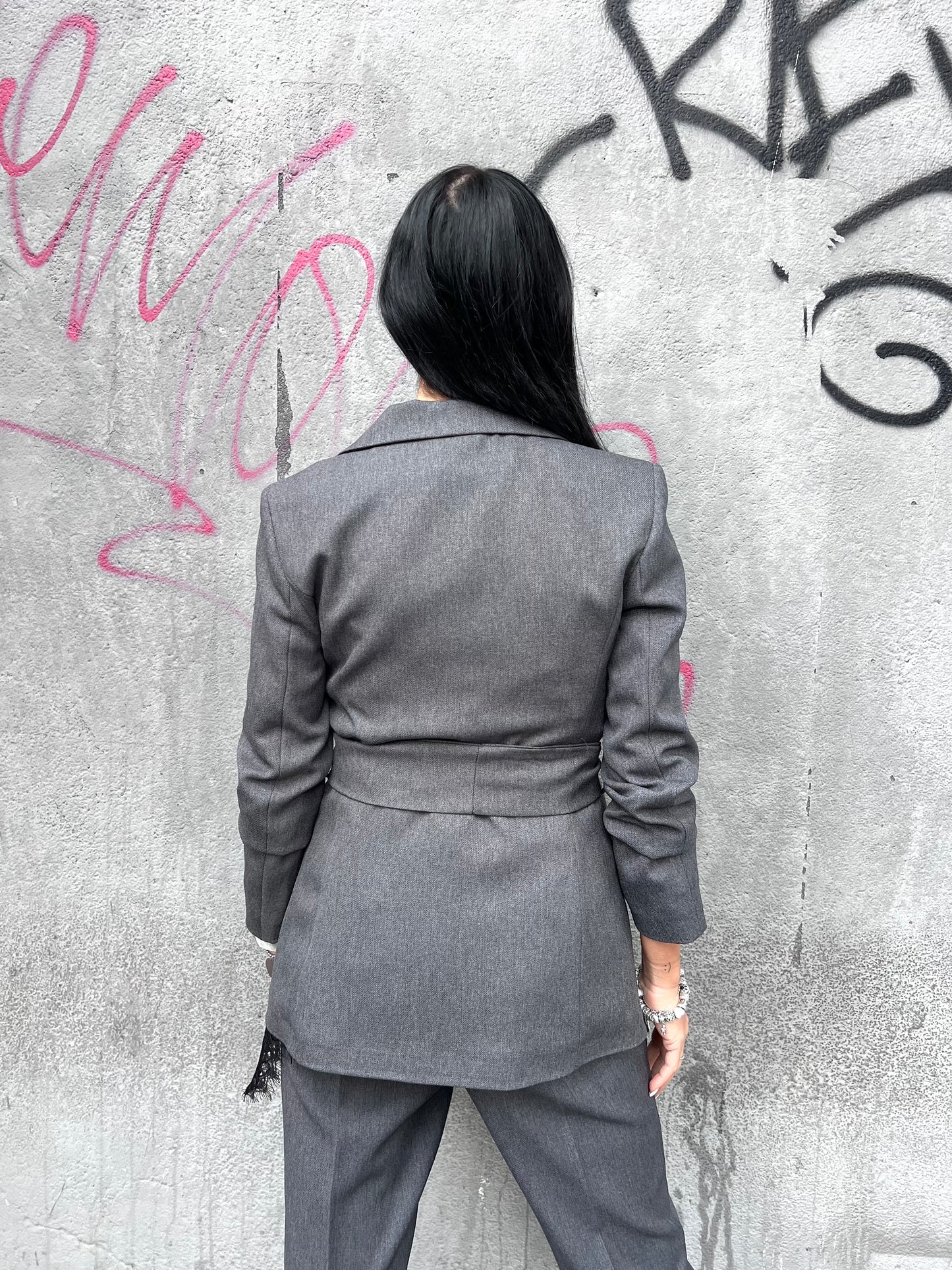 SUSY MIX COMPLETO GIACCA FUSCIACCA & PANT TUBO GRIGIO