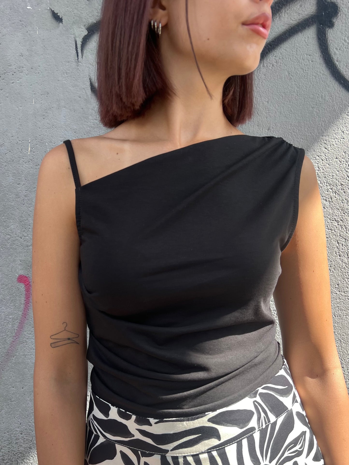 SUSY MIX CANOTTA MONOSPALLA ROBY NERO
