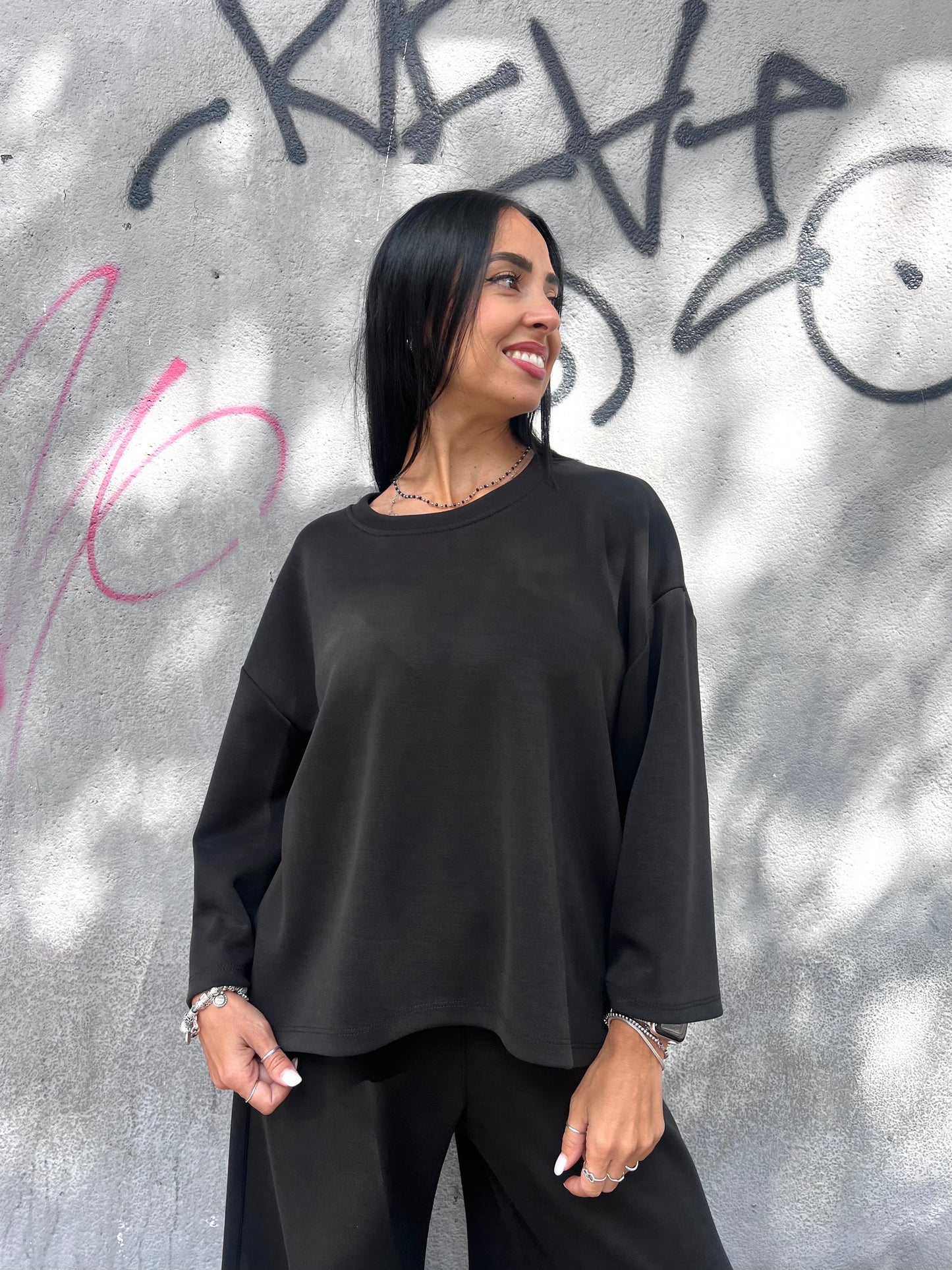SUSY MIX COMPLETO FELPA& PANTALONE MARIKA NERO