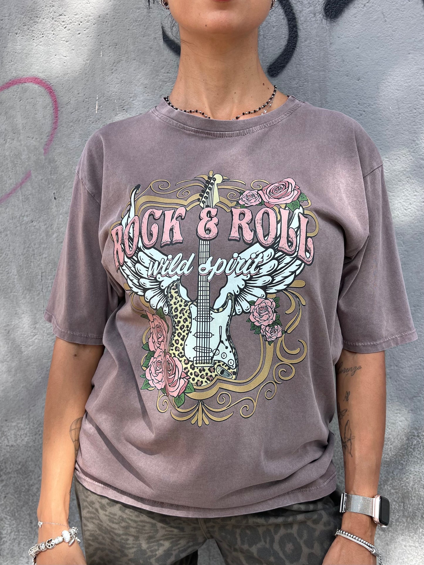 T-SHIRT M/M EFFETTO SLAVATO “ROCK ROLL” MORO