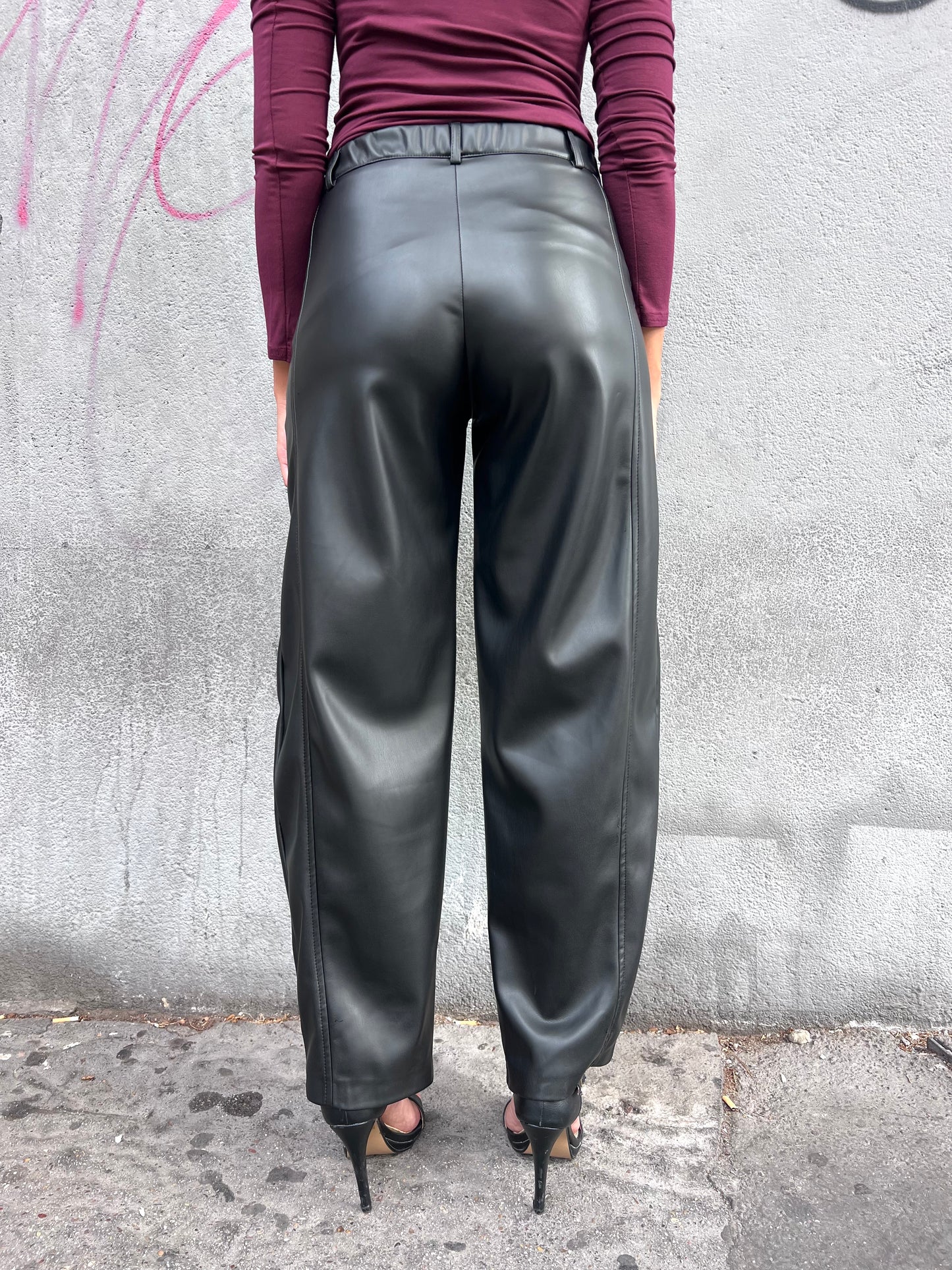 SUSY MIX PANTALONE VITA ALTA ECOPELLE BALLON SELENIA NERO