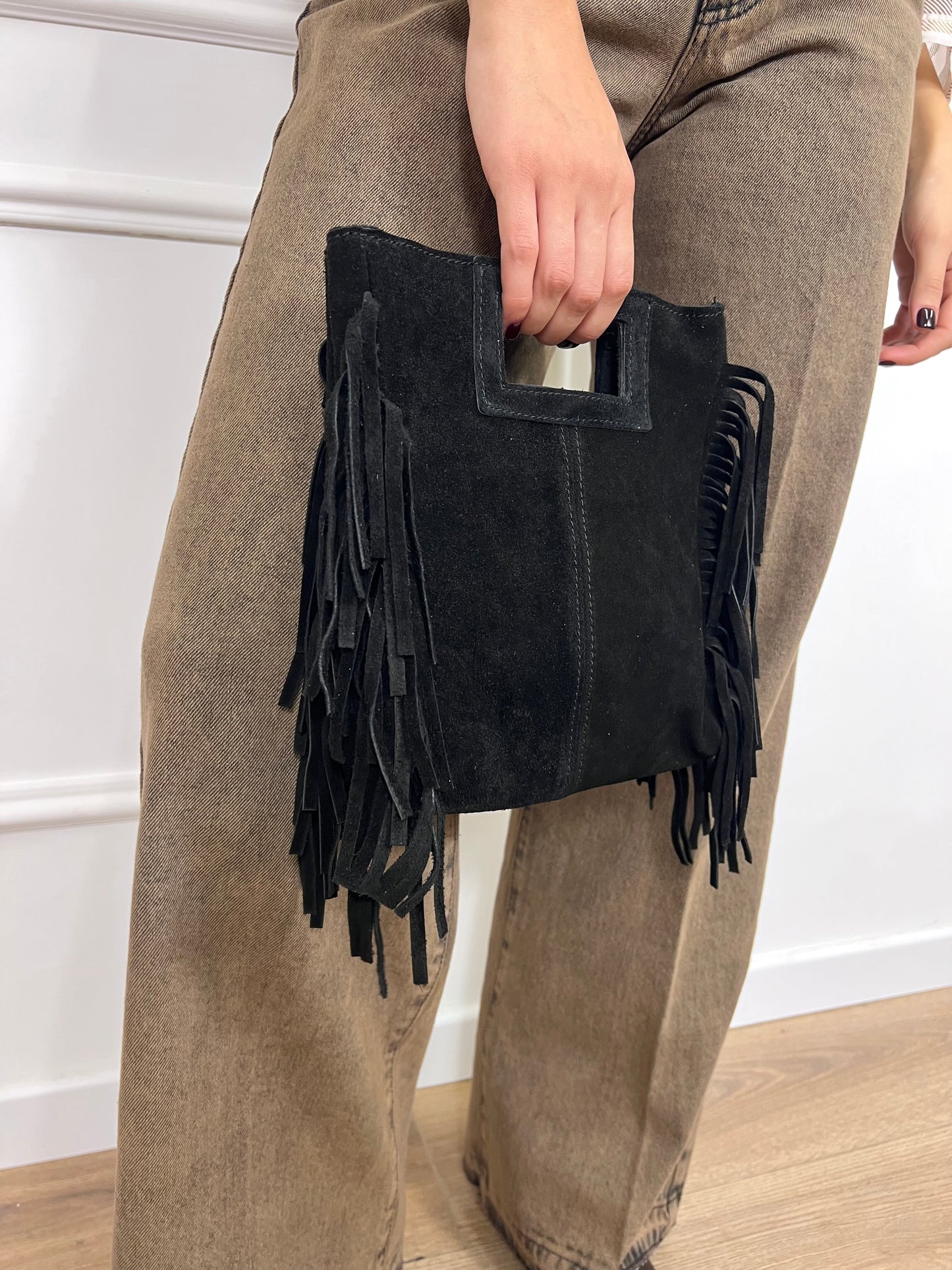 BORSA MINI SHOPPER IN CAMOSCIO CON FRANGE NERO