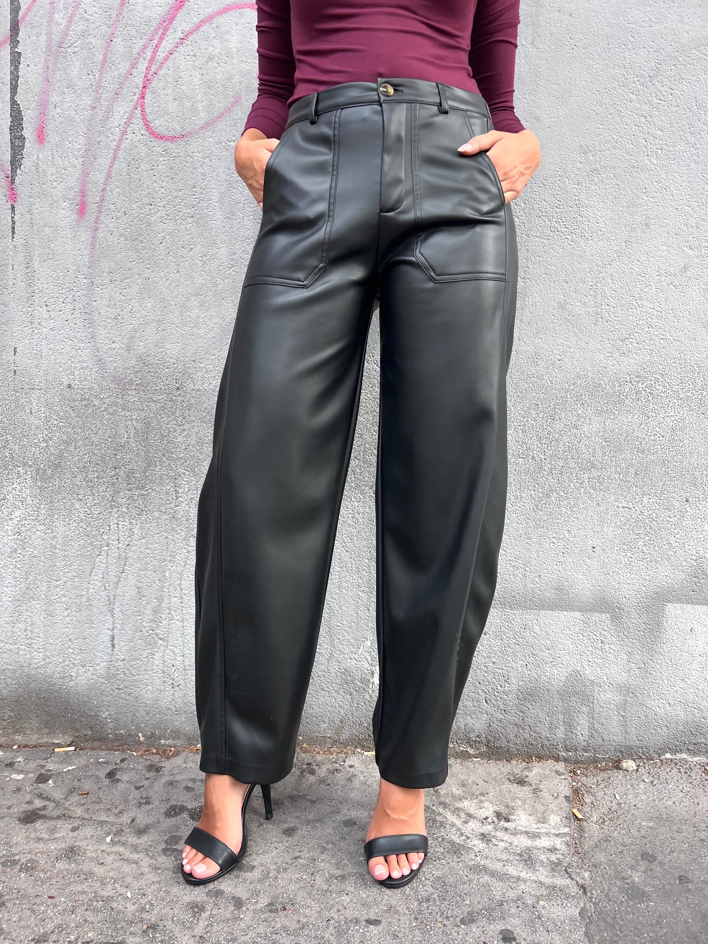 SUSY MIX PANTALONE VITA ALTA ECOPELLE BALLON SELENIA NERO