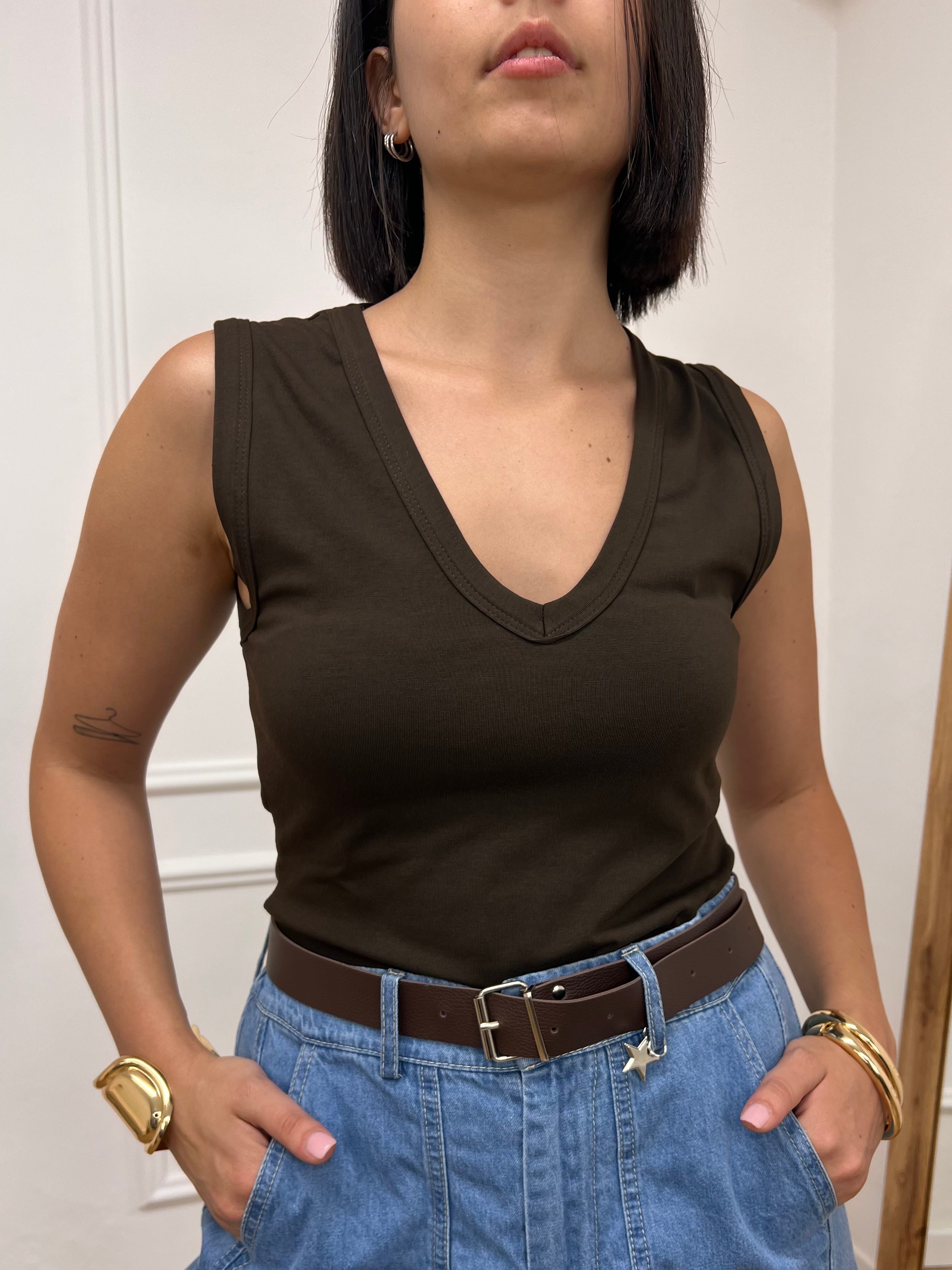 CANOTTA FIT SCOLLO V ADEL MORO SUSY MIX
