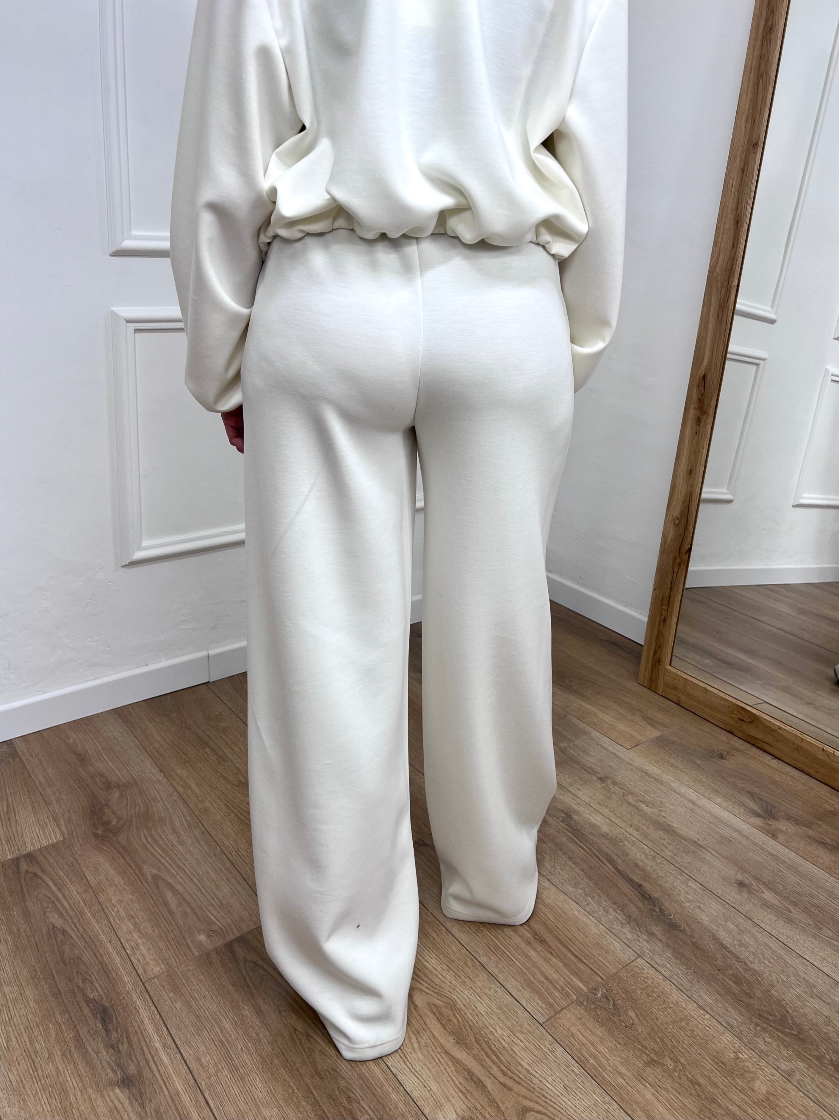 COMPLETO SCUBA FELPA & PANTALONE YLENIA LATTE SUSY MIX