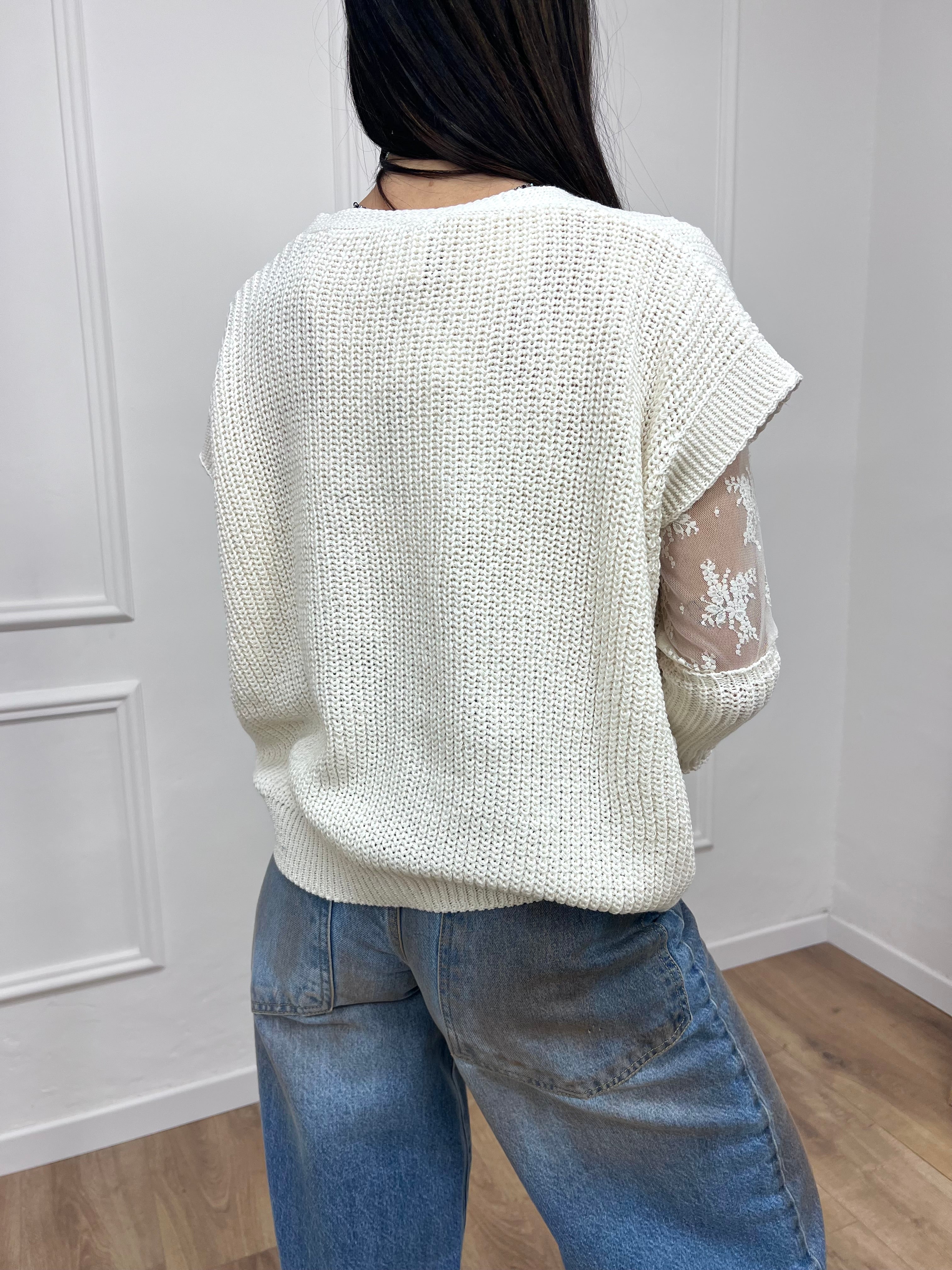 GILET FILO BOTTONI MANICOTTI ADELE LATTE SUSY MIX