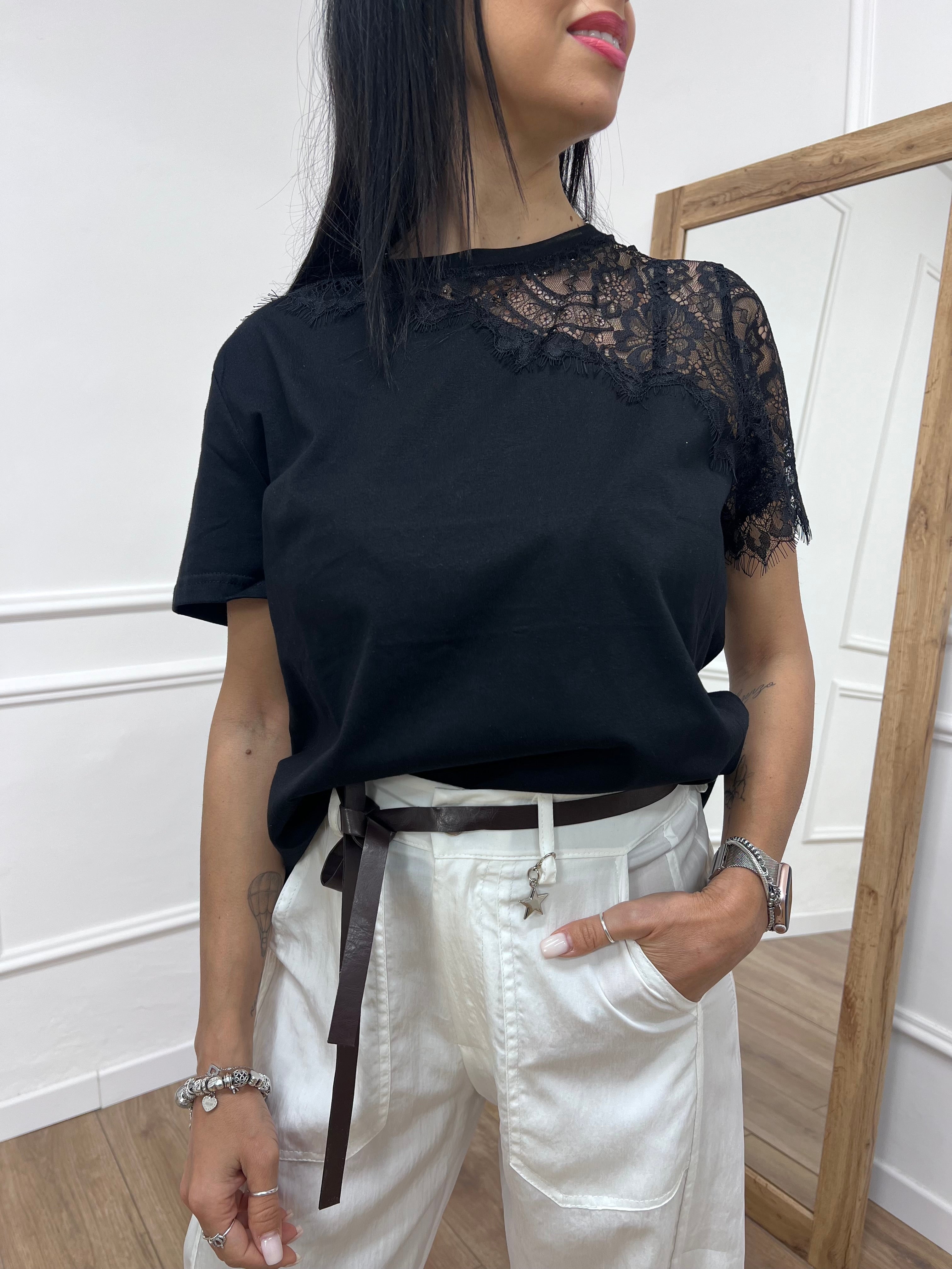 T-SHIRT M/C INSERTO PIZZO ROSITA NERO SUSY MIX