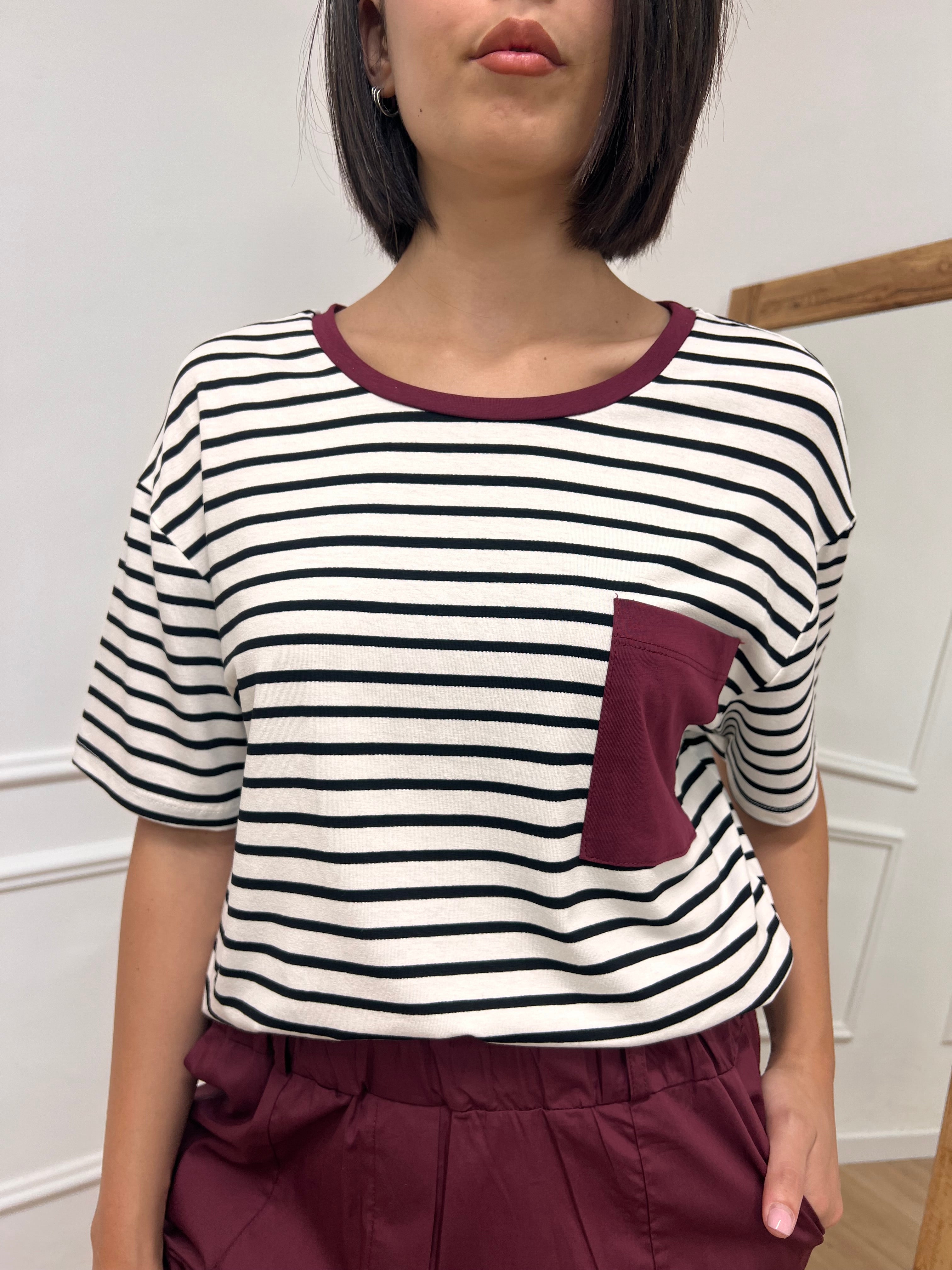 T-SHIRT SCATOLA RIGATA TASCA A TOPPA ELIA INDIA SUSY MIX
