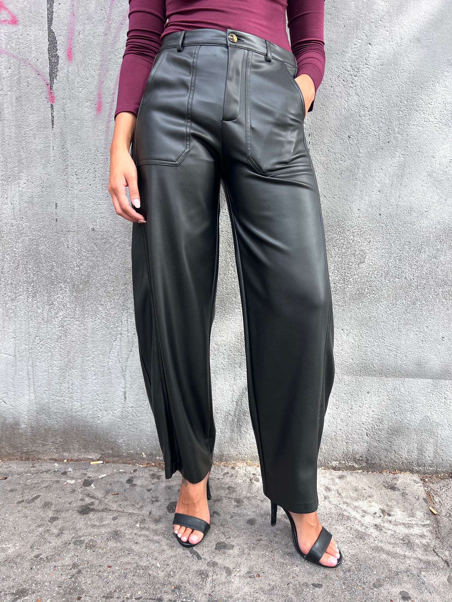SUSY MIX PANTALONE VITA ALTA ECOPELLE BALLON SELENIA NERO