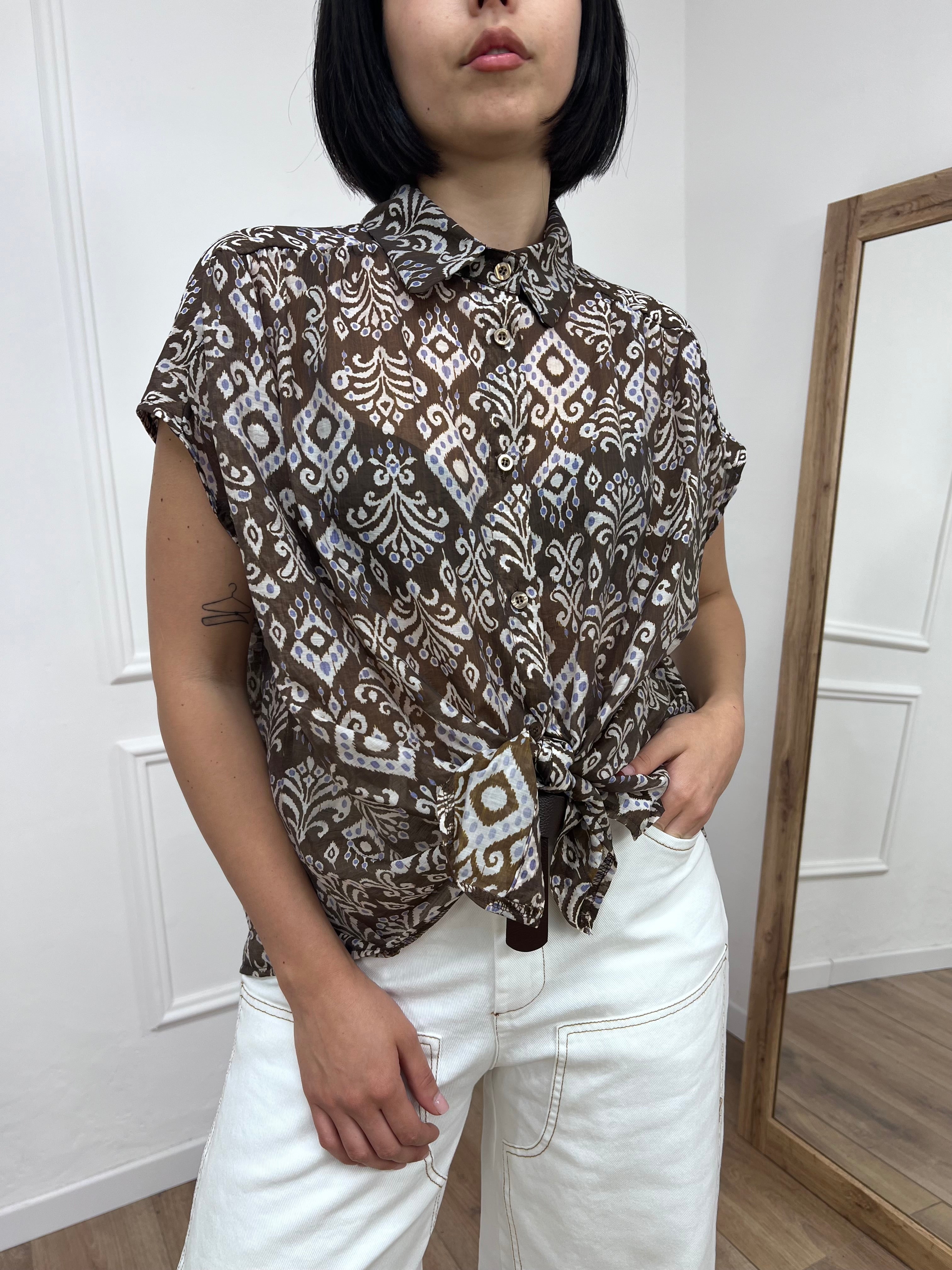 BLUSA SMANICATA BOTTONCINI FIORI MORO SUSY MIX
