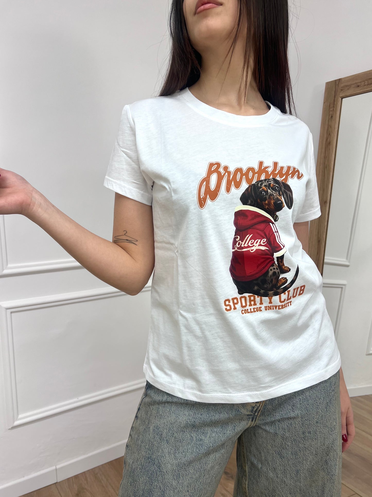 SUSY MIX T-SHIRT M/C BASIC “. BASSOTTO” BIANCO