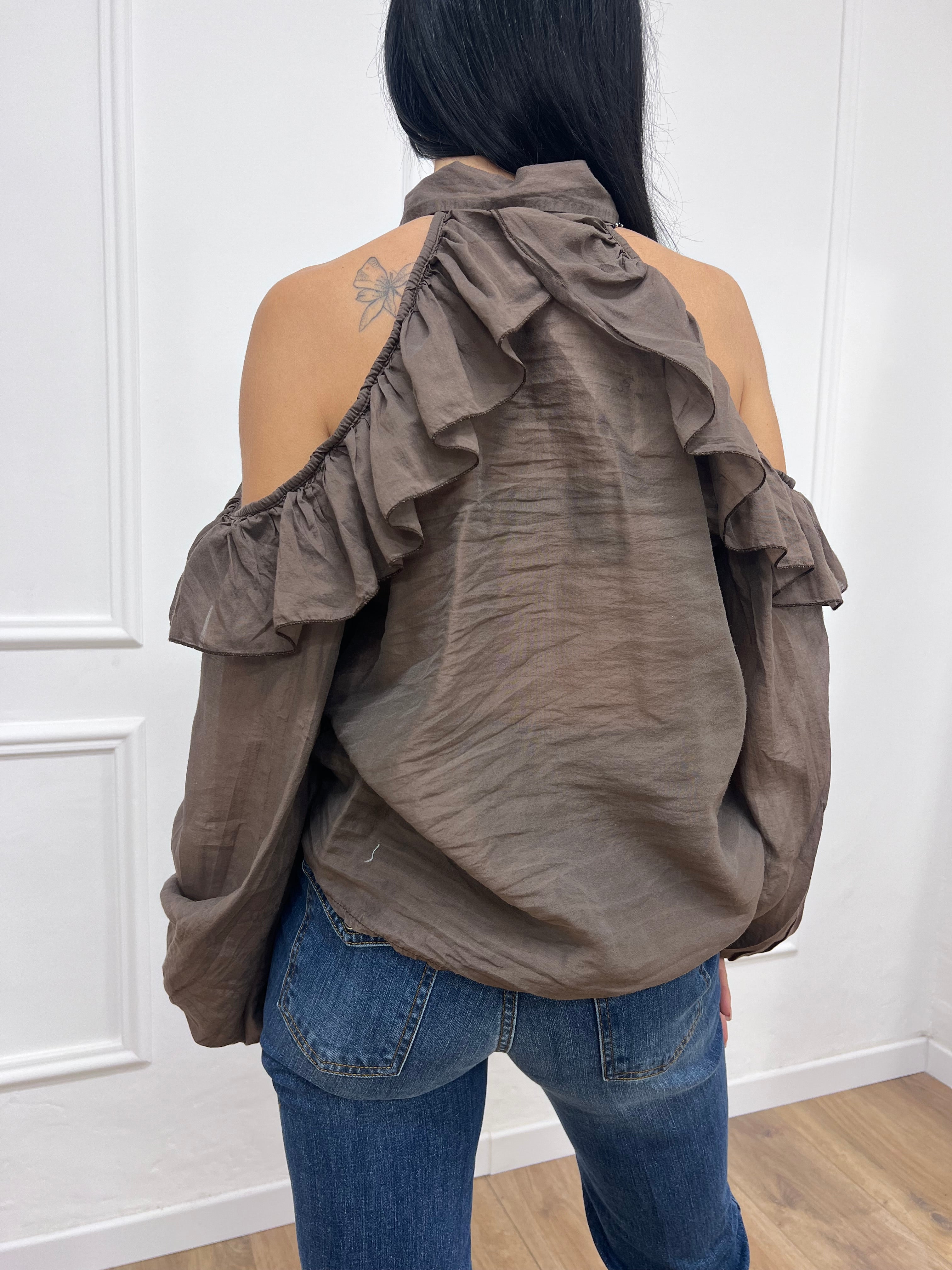 BLUSA CUT OUT ROUCHES ALENA NUTELLA SUSY MIX