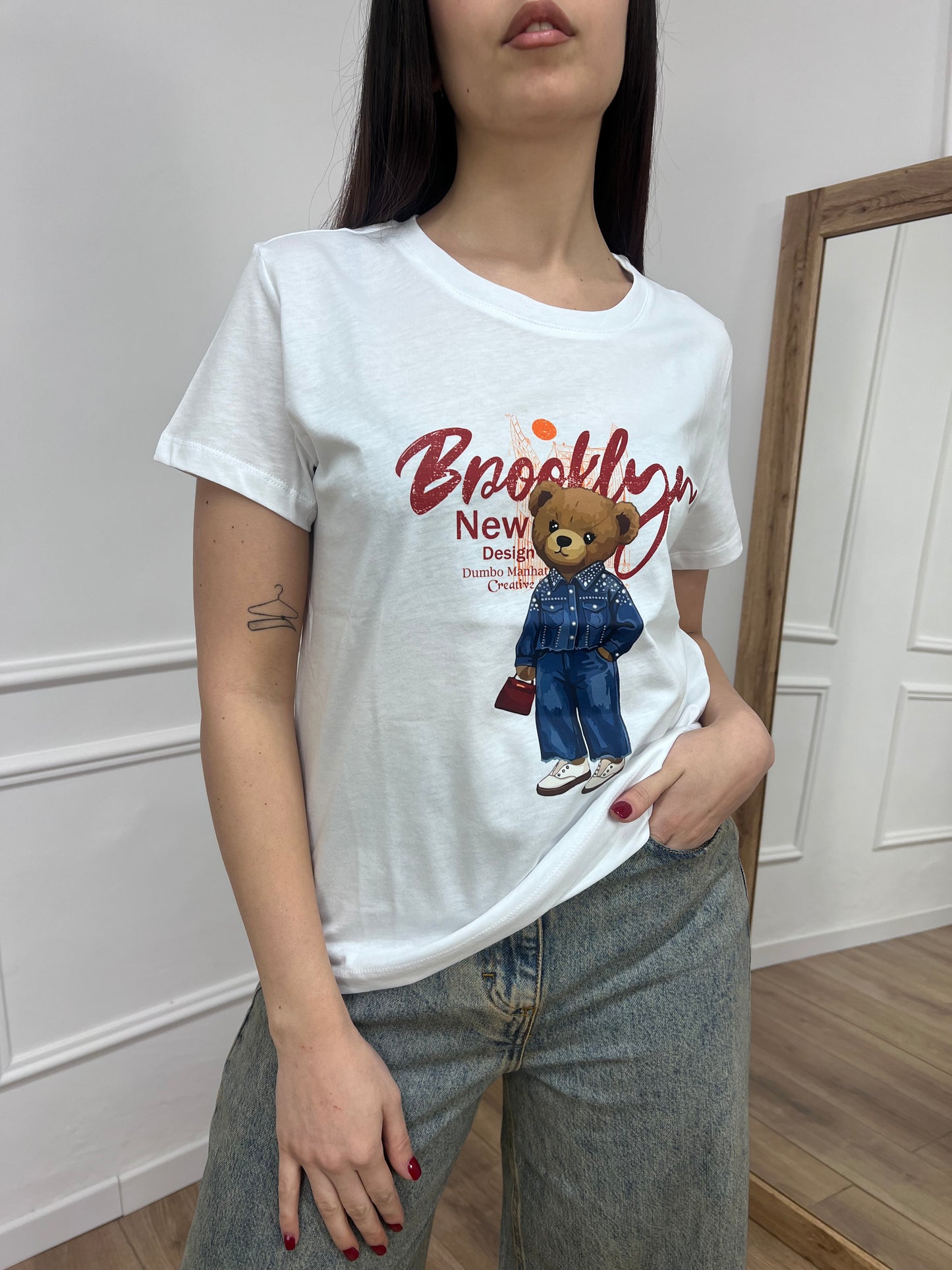 SUSY MIX T-SHIRT M/C BASIC “ORSO BROOKLYN BIANCO