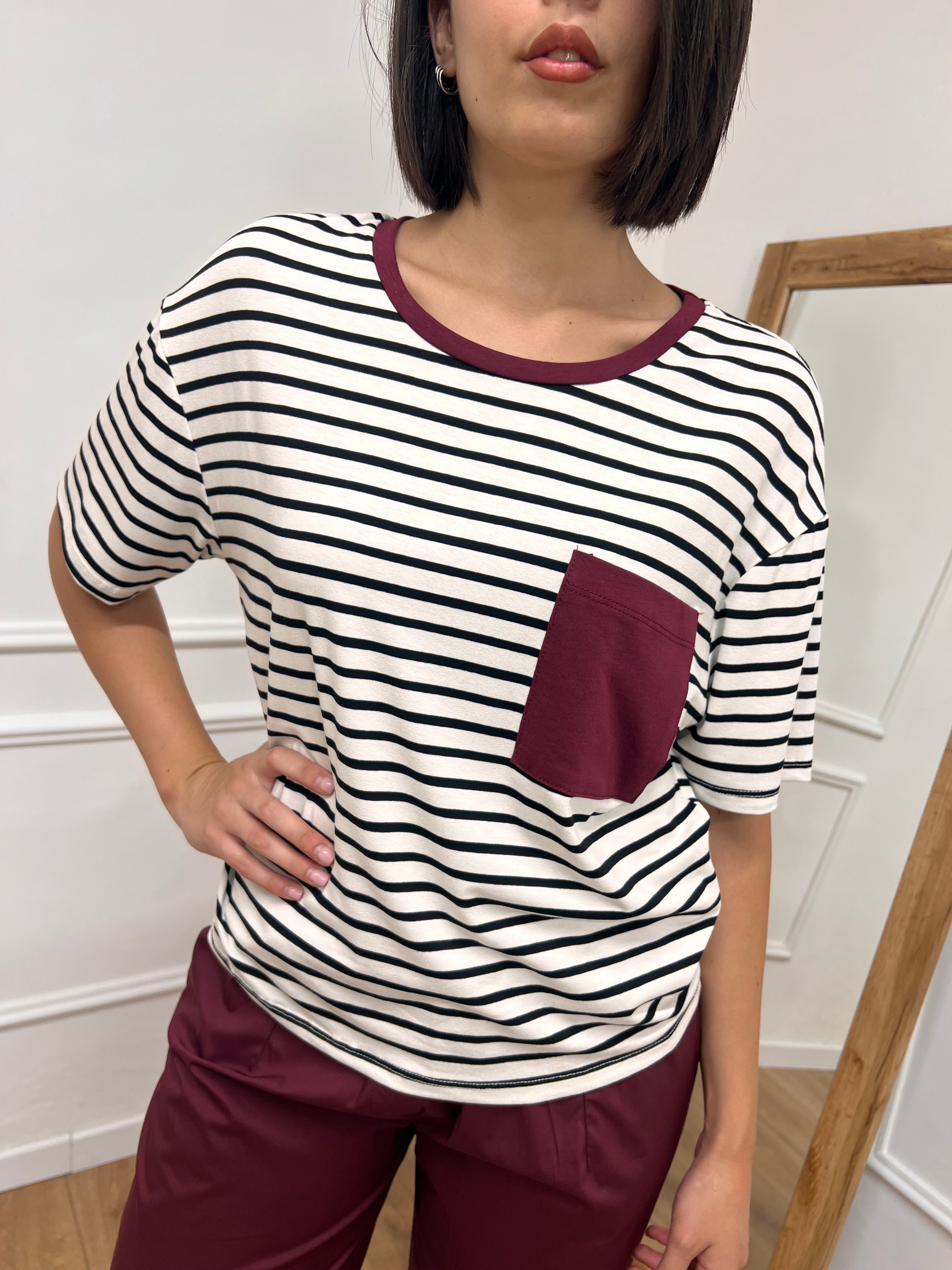T-SHIRT SCATOLA RIGATA TASCA A TOPPA ELIA INDIA SUSY MIX