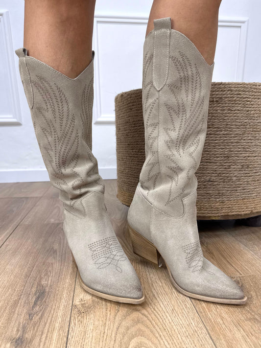 N.6 TEXANO CAMOSCIO CON RICAMO LASERATO TAUPE