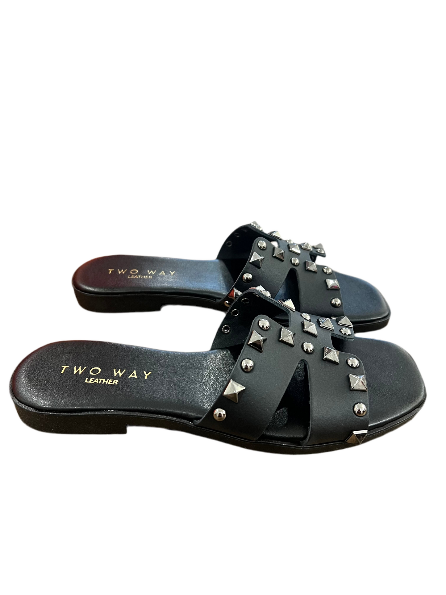 MULES VERA PELLE CON BORCHIE NERO