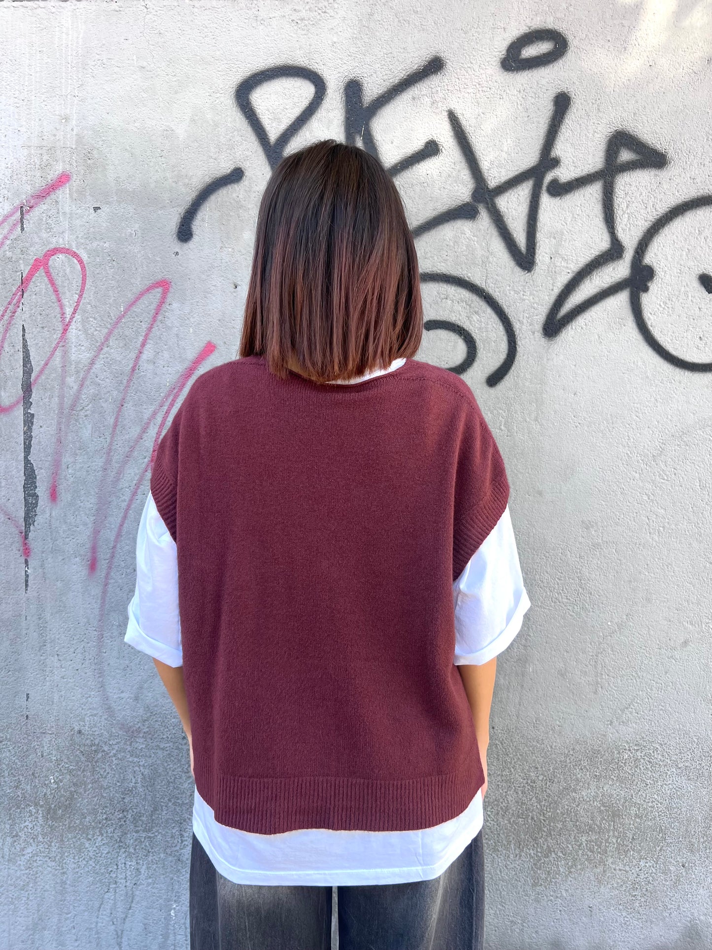 SUSY MIX GILET “SCOLLO V” BOTTONI TERESA VINO