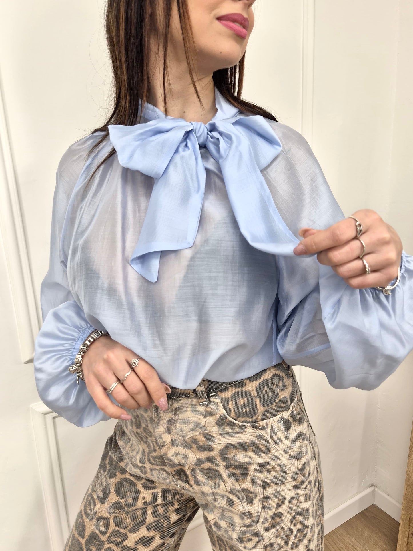 SUSY MIX BLUSA CON FIOCCO BARBARA CIELO