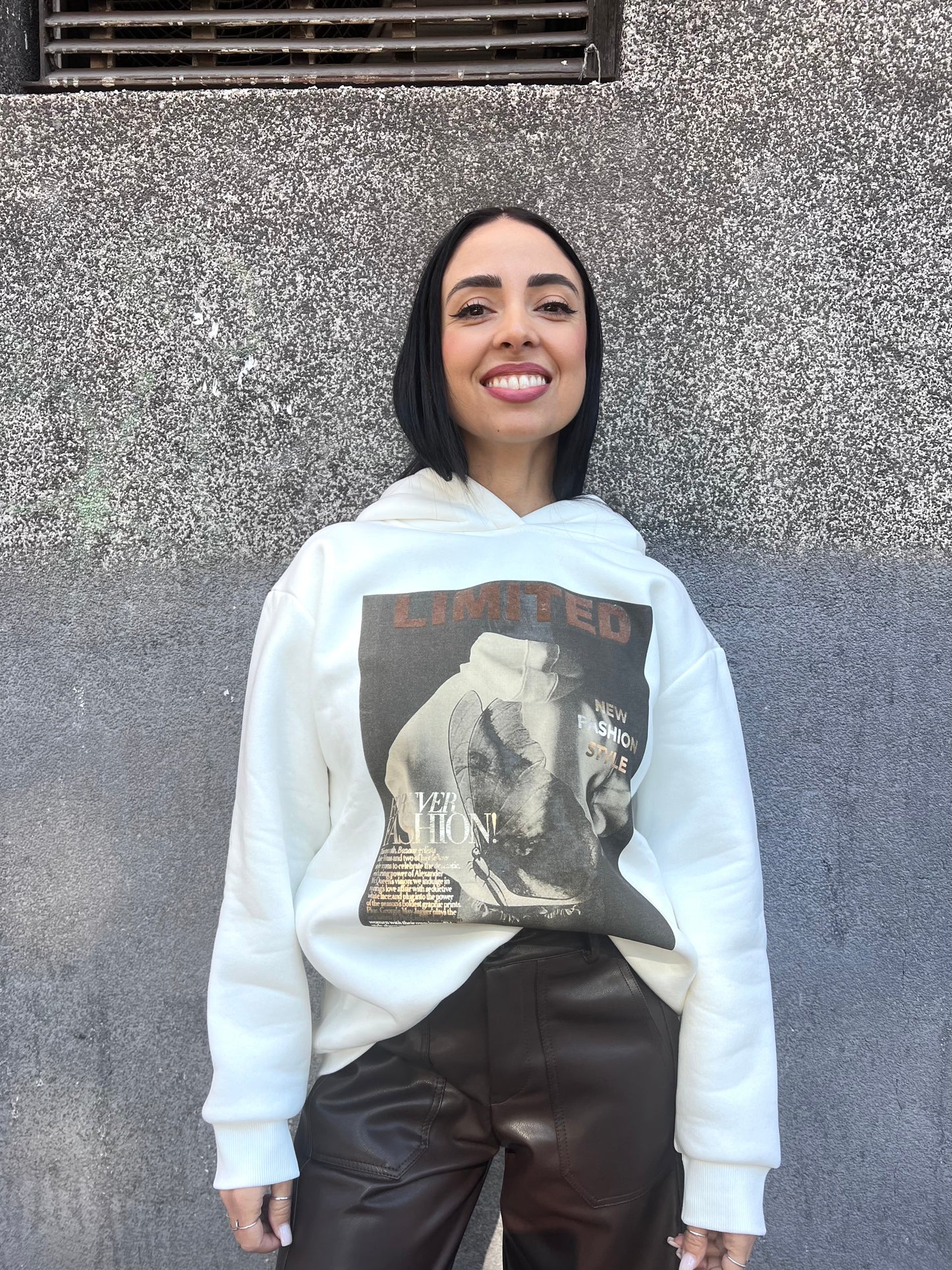 SUSY MIX FELPA OVER CAPPUCCIO STAMPA “LIMITED” LATTE