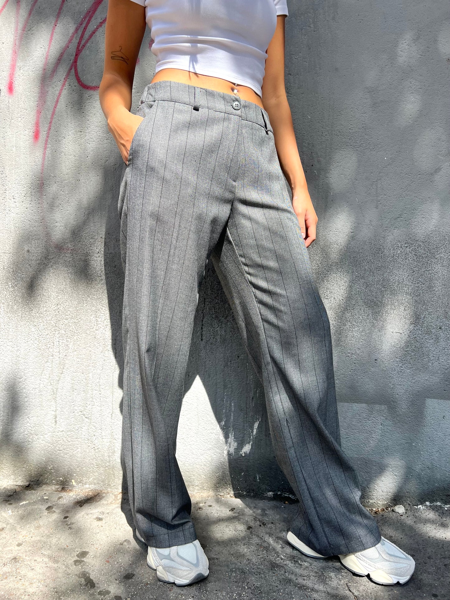 SUSY MIX PANTALONE GAMBA DRITTA GESSATO GRIGIO