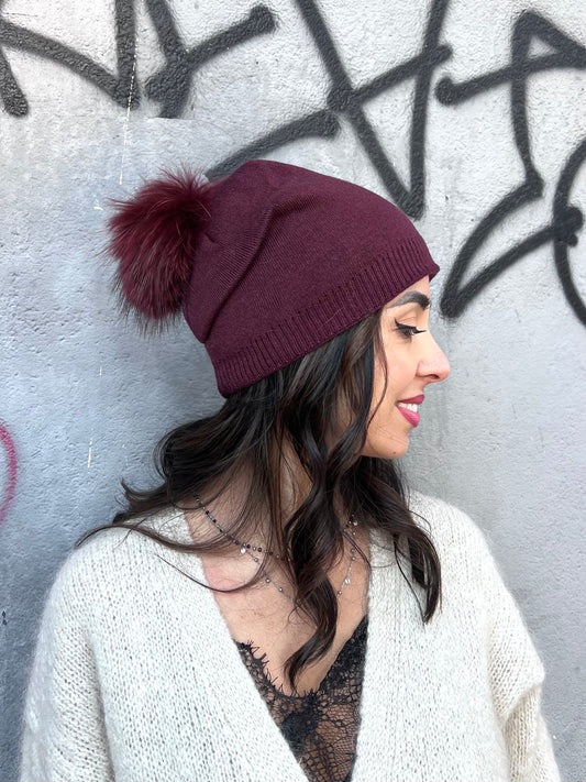 CAPPELLO SCESO CON PON PON LAPIN REMOVIBILE VINO