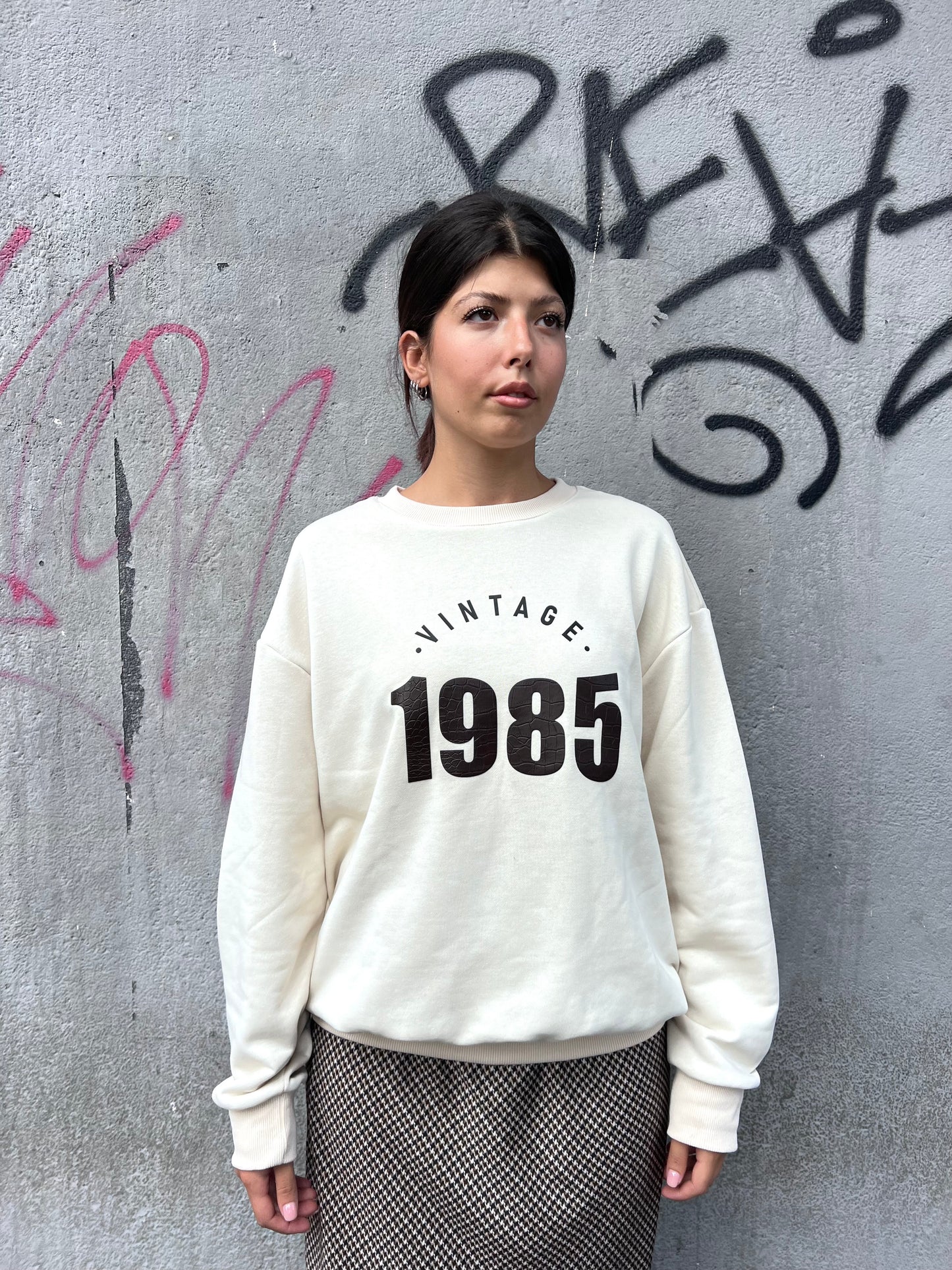 SUSY MIX FELPA OVER “VINTAGE 1985” BURRO
