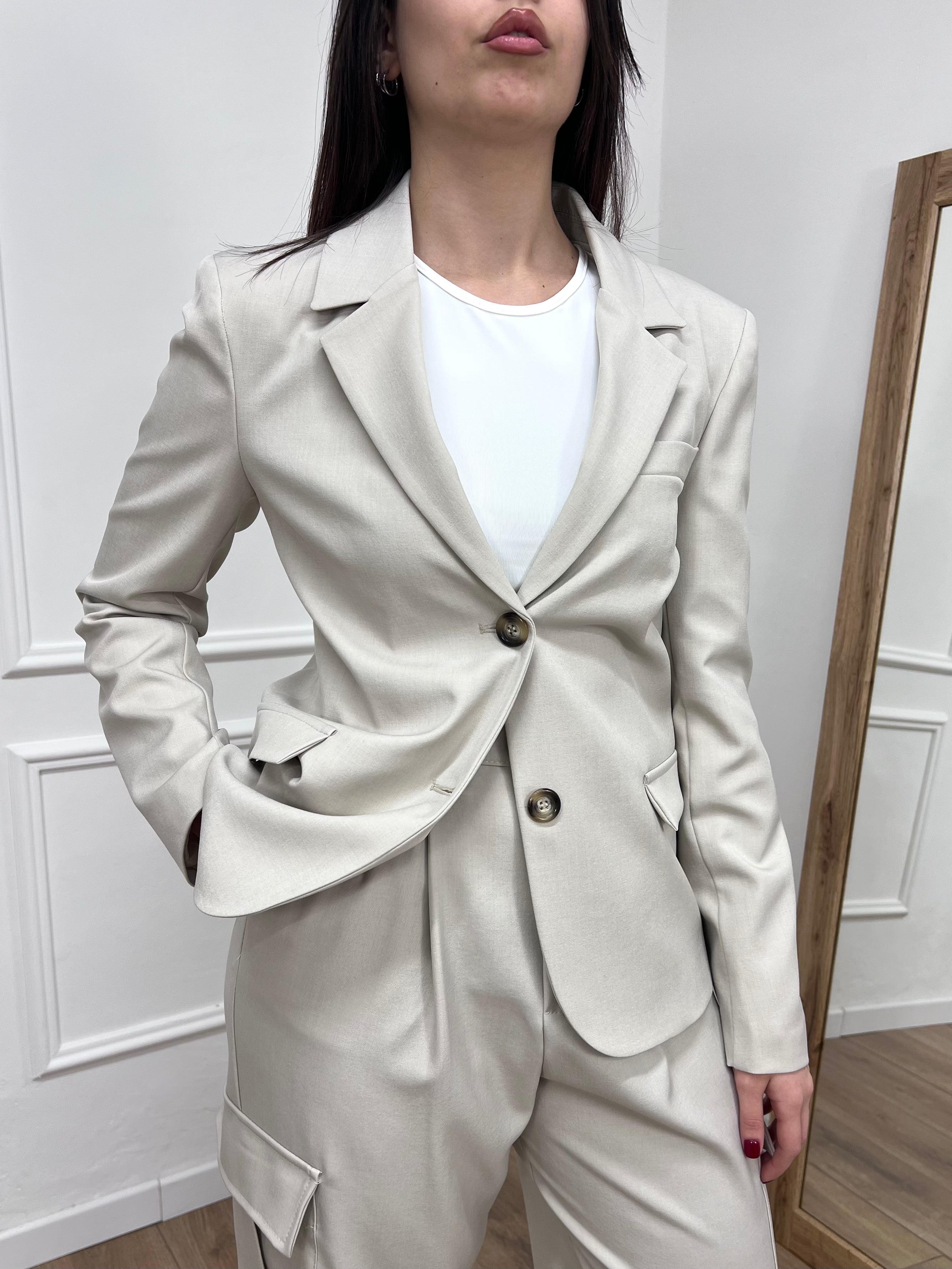 GIACCA MONOPETTO AVVITATA CECILIA BEIGE