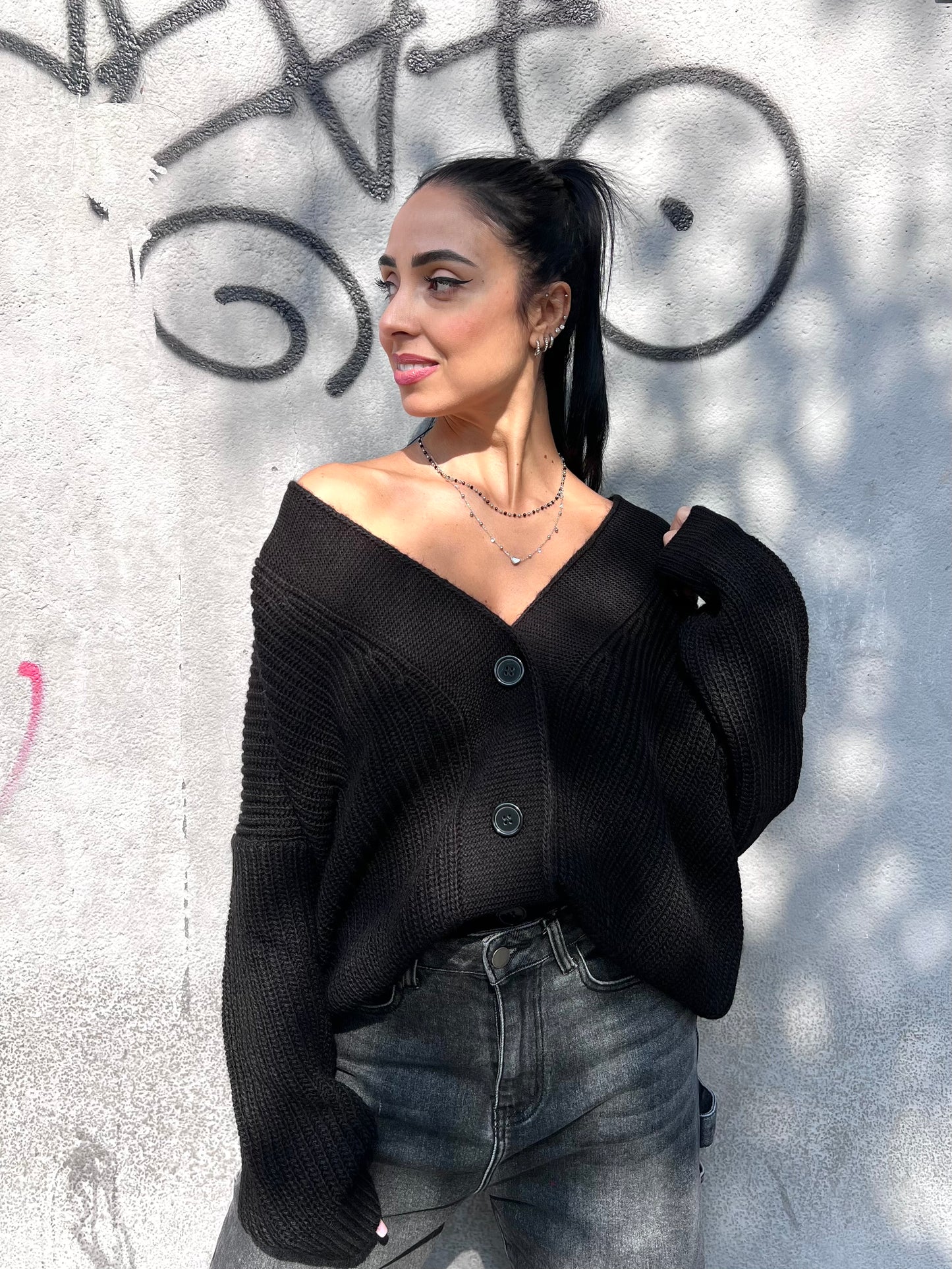 SUSY MIX CARDIGAN SCOLLO V BOTTONI YARI NERO