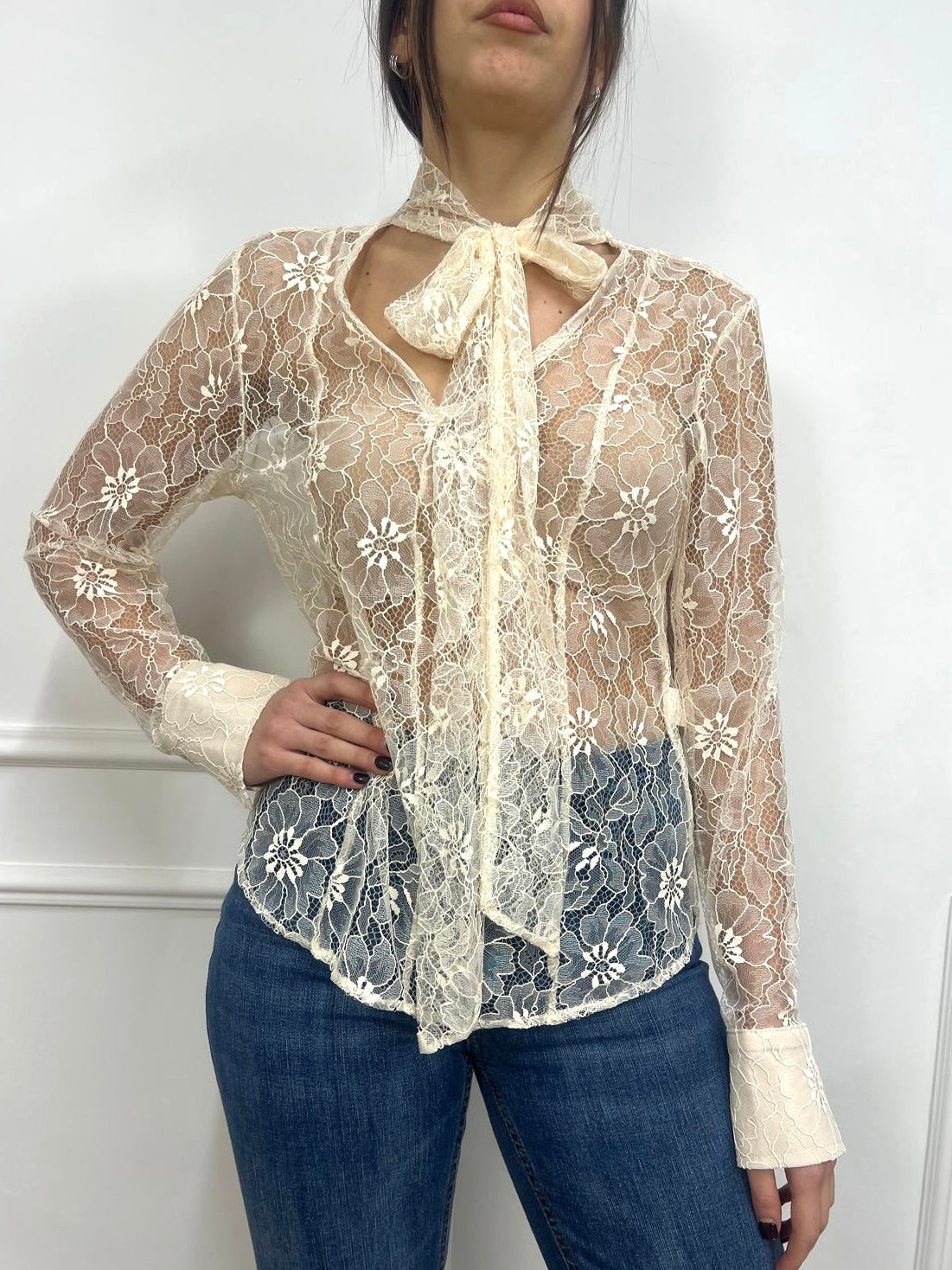 SUSY MIX BLUSA PIZZO FIOCCO SULEIMA CREMA