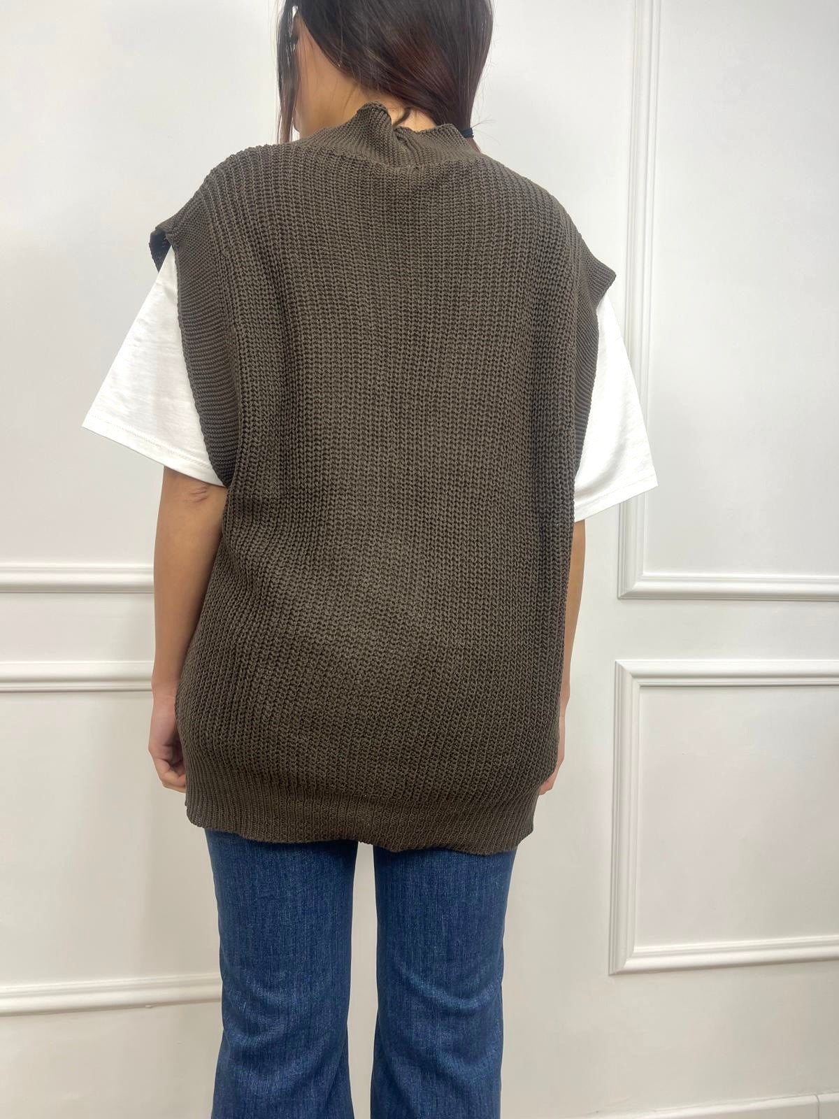 SUSY MIX GILET FILO SCOLLO V BOTTONI YARY MORO