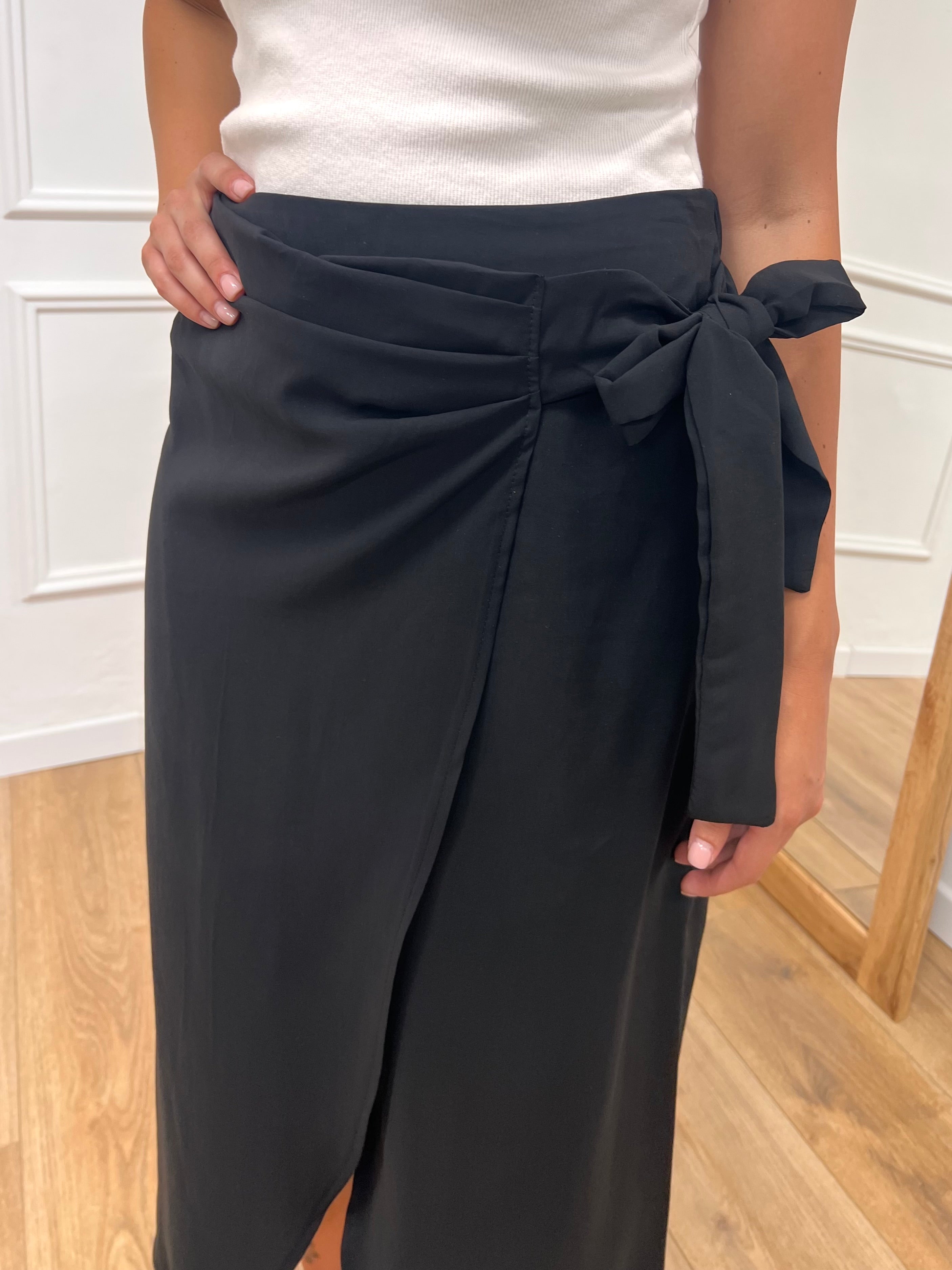 GONNA PAREO MIDI IN CUPRO   FIOCCO LATO NERO SUSY MIX