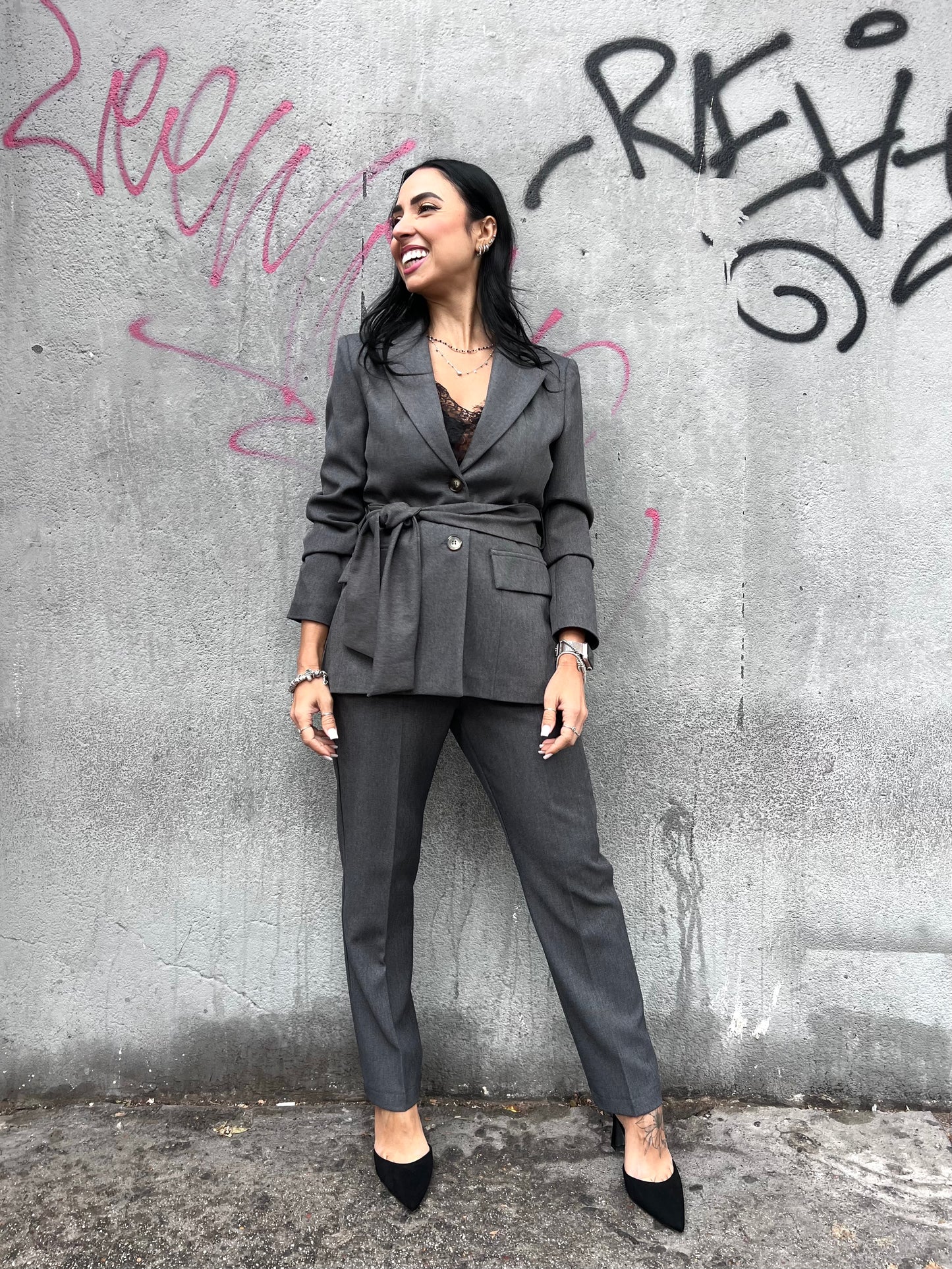 SUSY MIX COMPLETO GIACCA FUSCIACCA & PANT TUBO GRIGIO