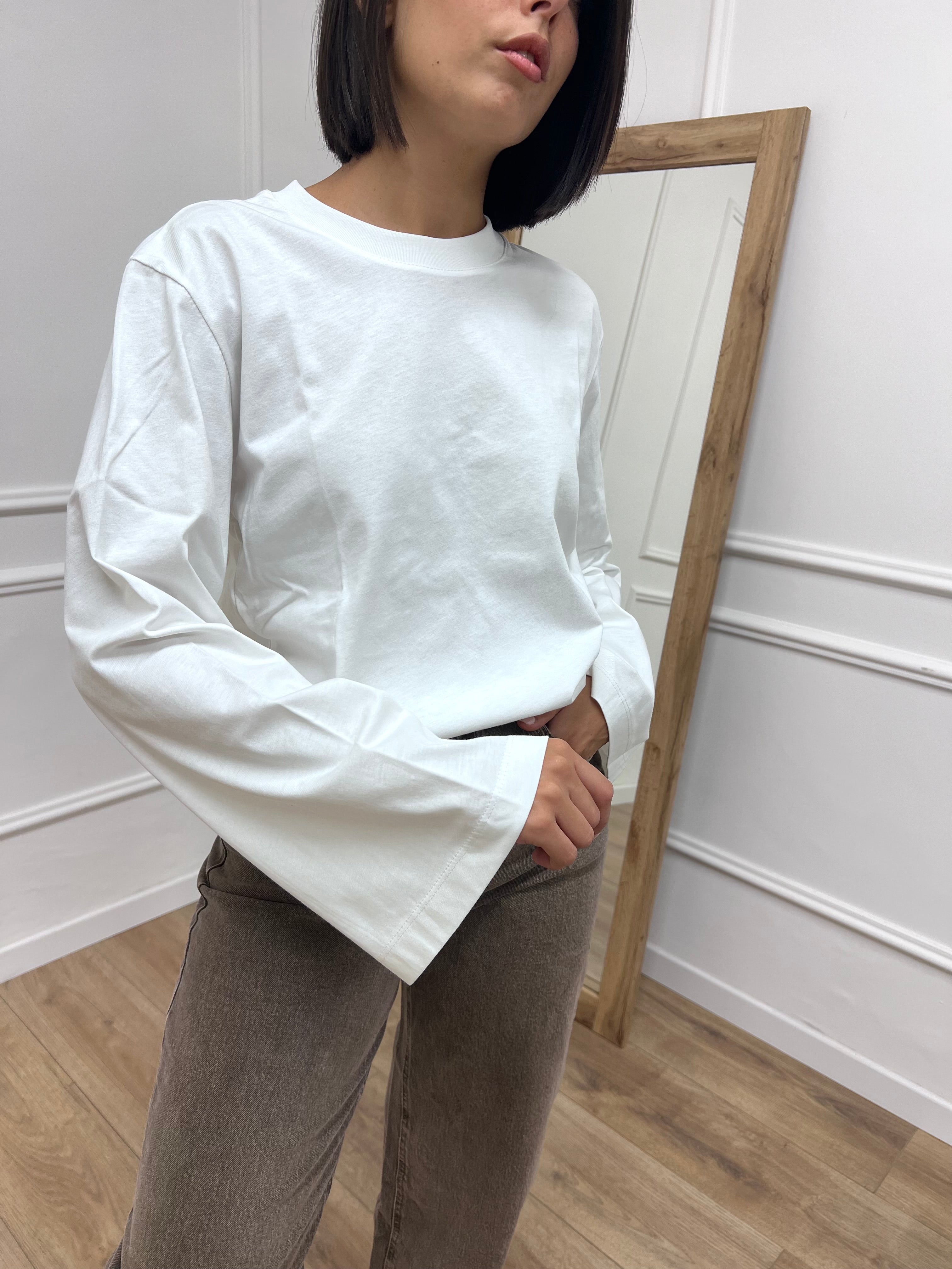 T-SHIRT GIROCOLLO MANICA CAMPANA LATTE SUSY MIX