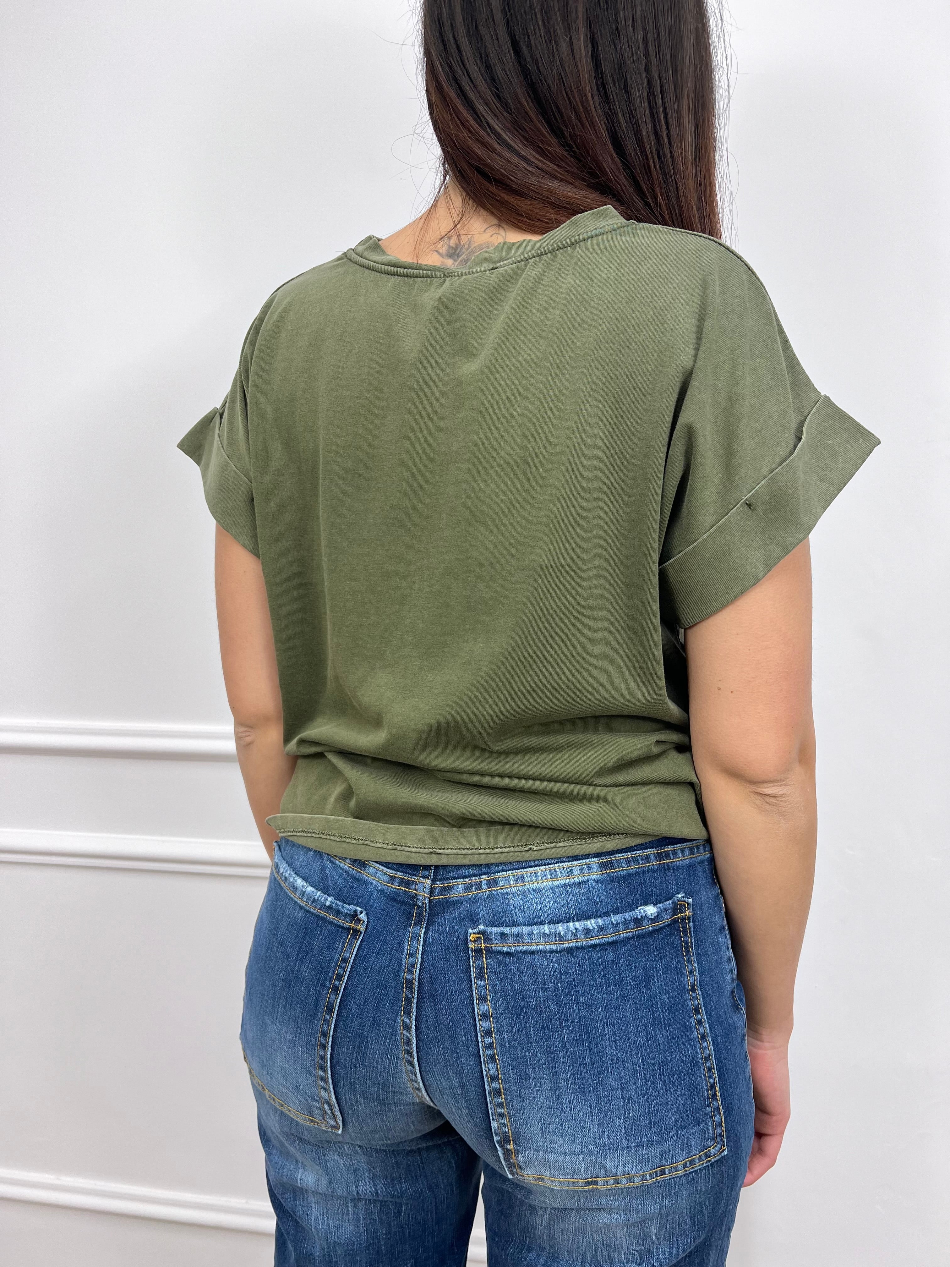 T-SHIRT WASHED STAMPA CHERRY MILITARE SUSY MIX