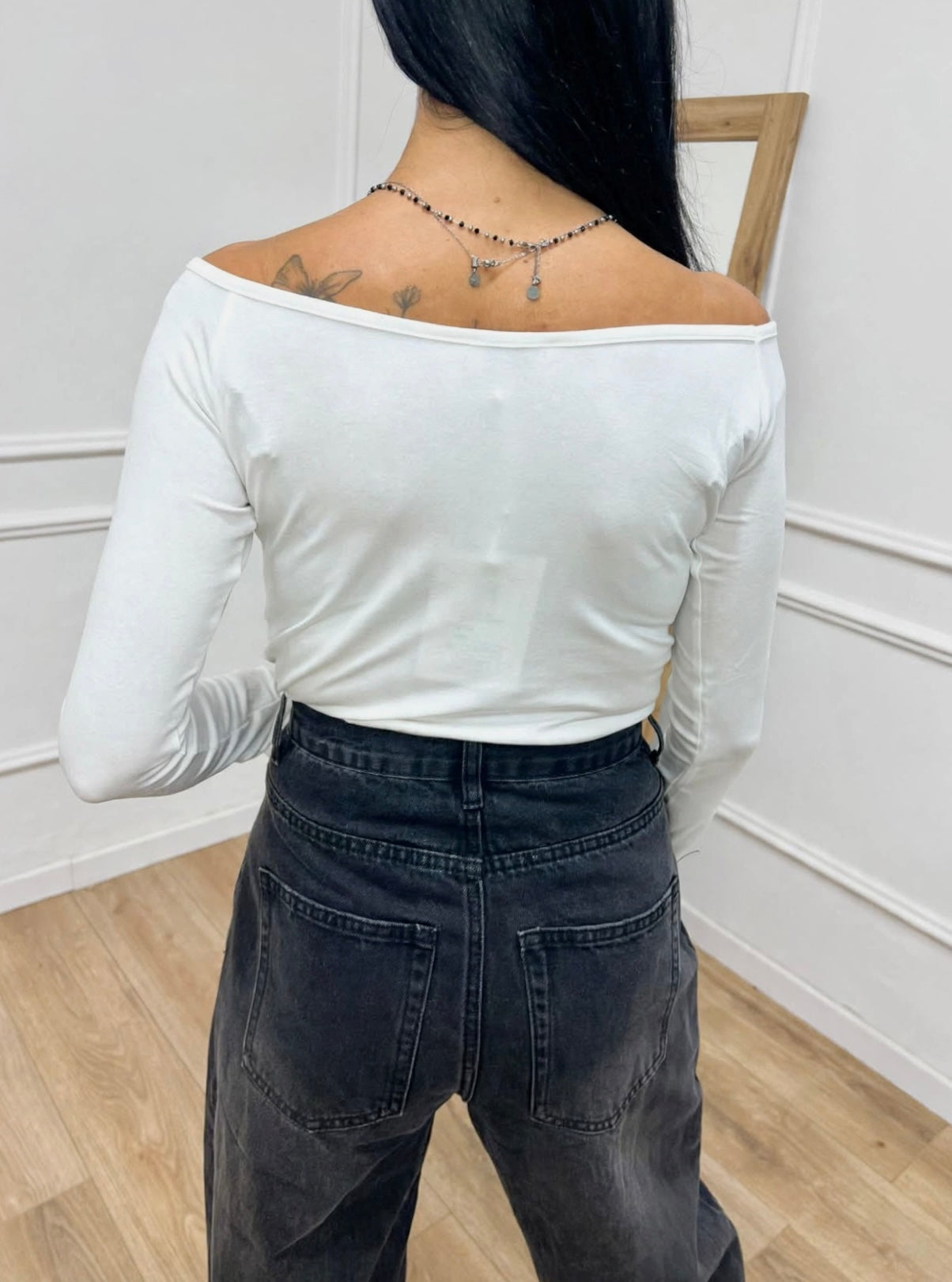 MAGLIA BASIC SCOLLO SHIFFER MANICOTTO LATTE SUSY MIX