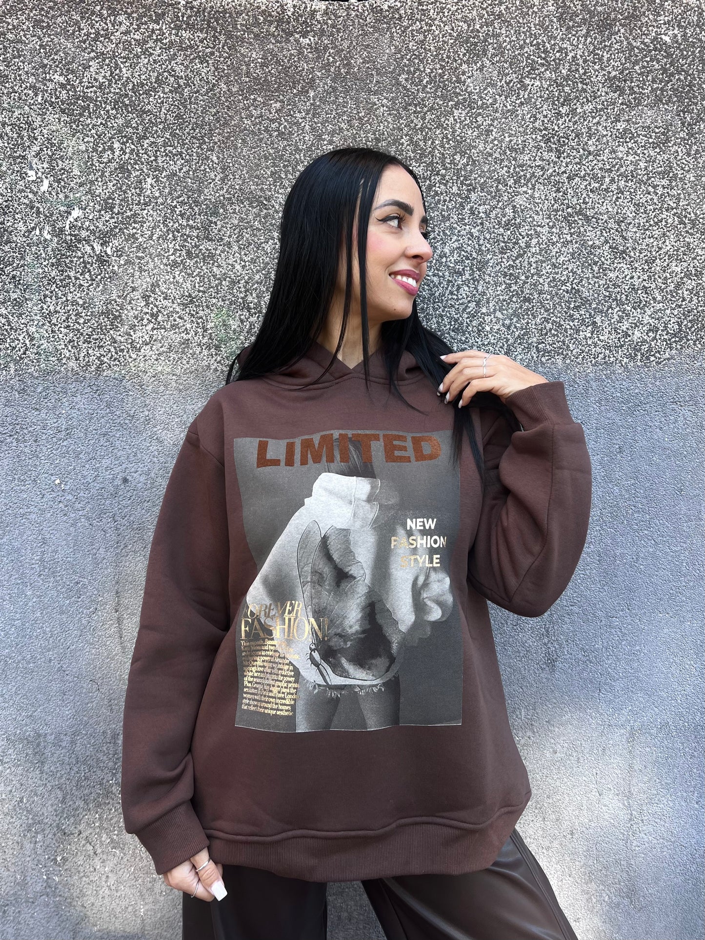 SUSY MIX FELPA OVER CAPPUCCIO STAMPA “LIMITED” CIOCCOLATO