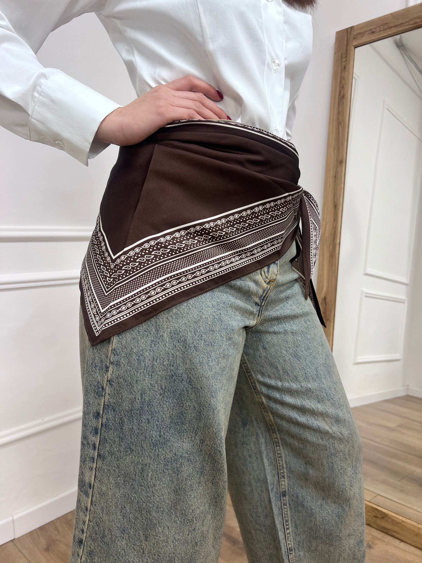 FOULARD TRIANGOLO SATIN STAMPA BANDANA MORO