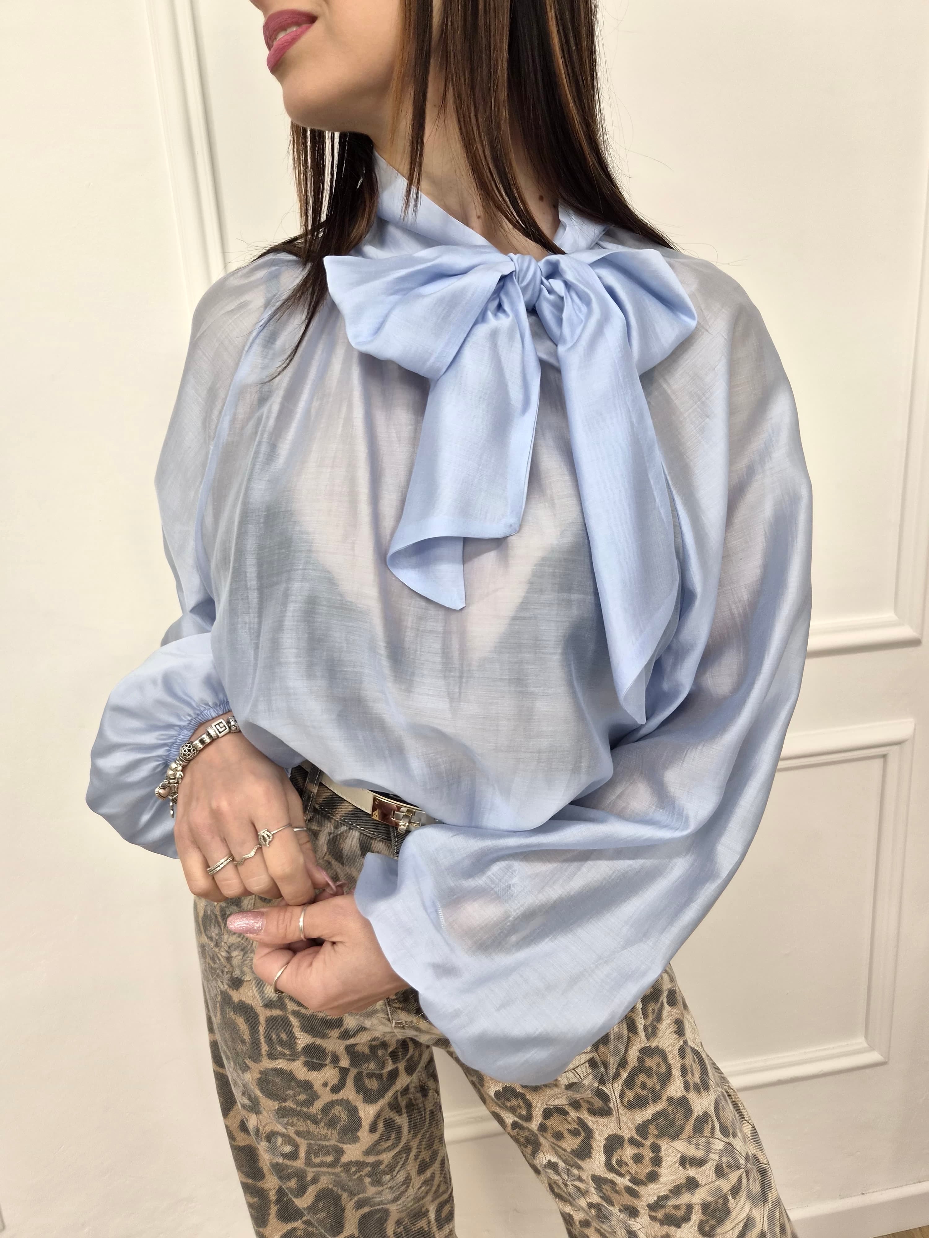 BLUSA CON FIOCCO BARBARA CIELO SUSY MIX
