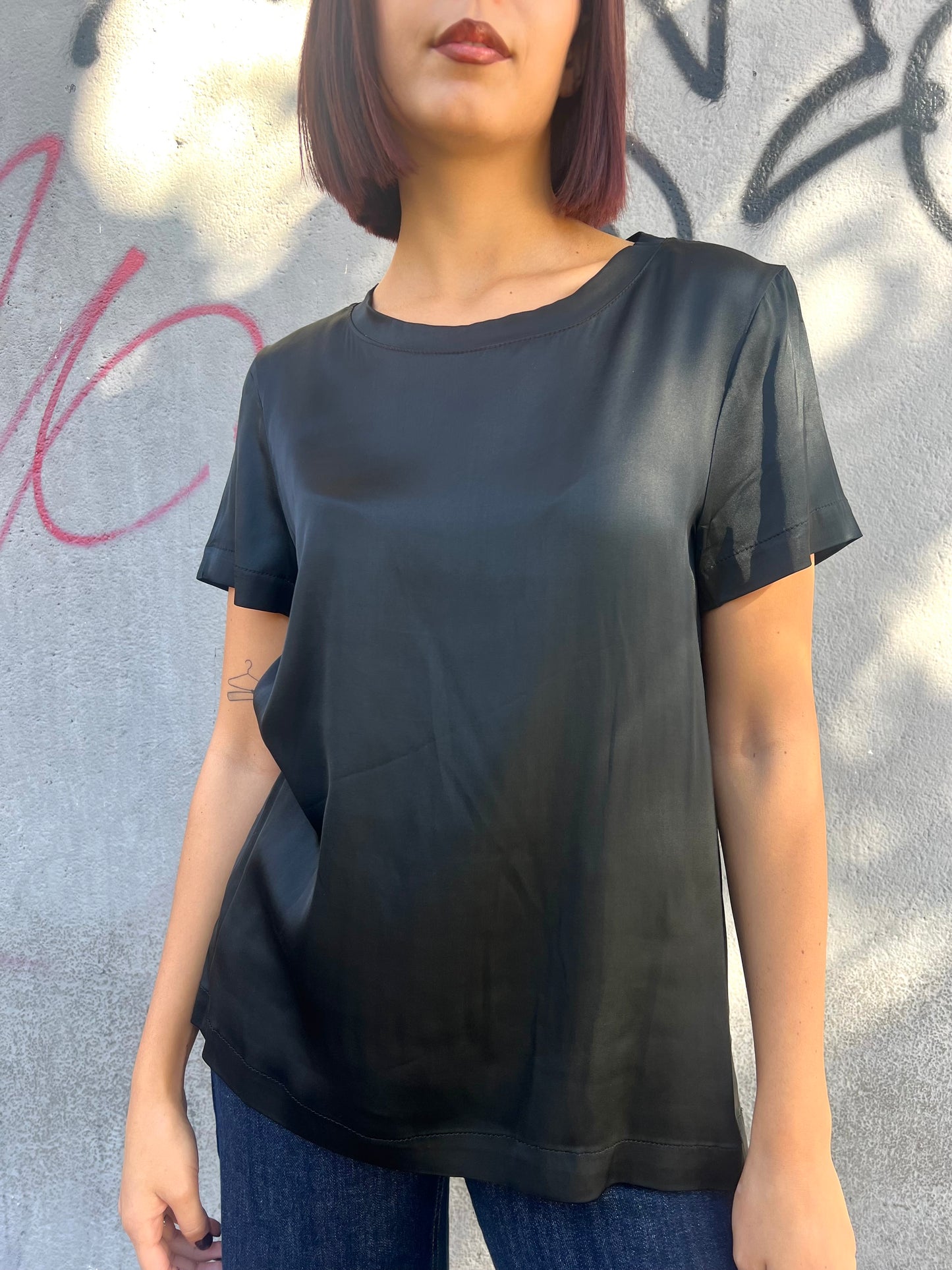 T-SHIRT SATIN MEZZA MANICA ANNA NERO