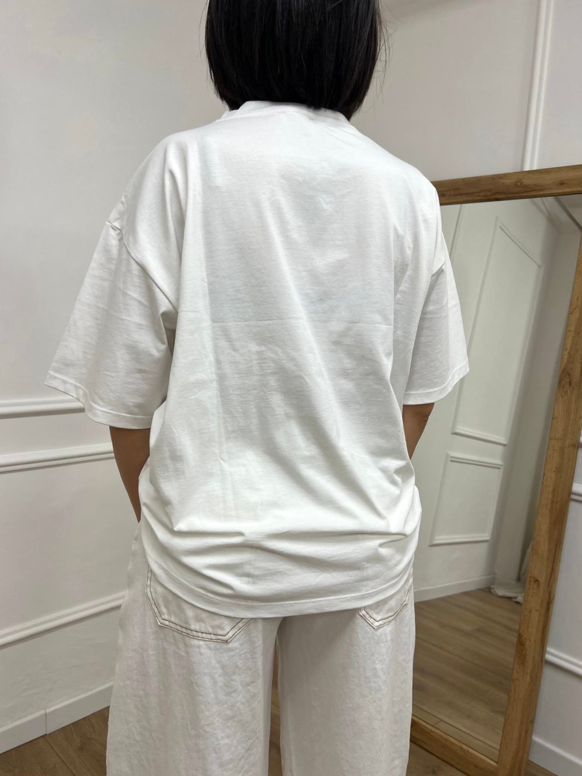 T-SHIRT M/C OVER TASCA MICRO PAILLETTES LATTE SUSY MIX