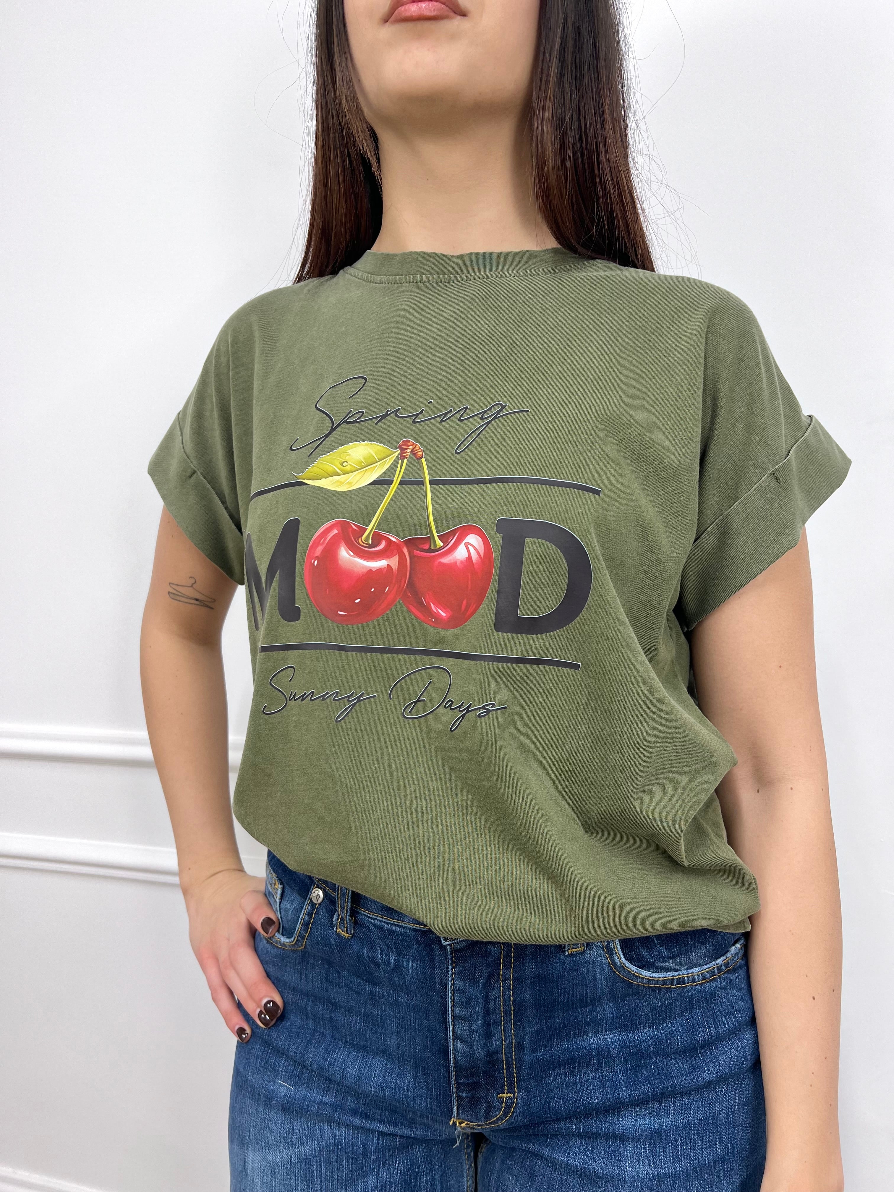 T-SHIRT WASHED STAMPA CHERRY MILITARE SUSY MIX