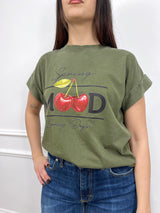 T-SHIRT WASHED STAMPA CHERRY MILITARE SUSY MIX