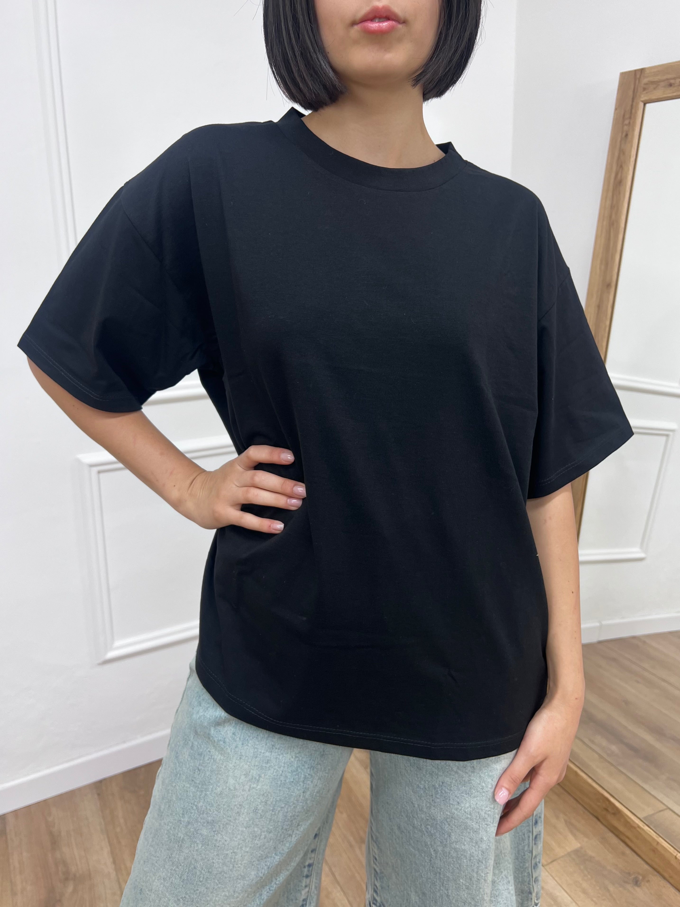 T-SHIRT M/C OVER BASIC NATALIA NERO SUSY MIX