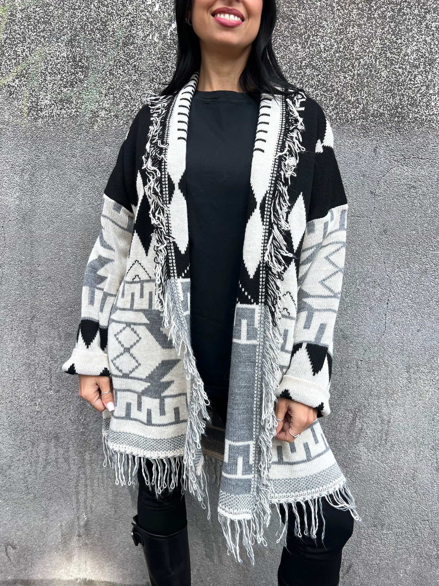 SUSY MIX CABAN LUNGO SFRANGIATO ETNICO NERO