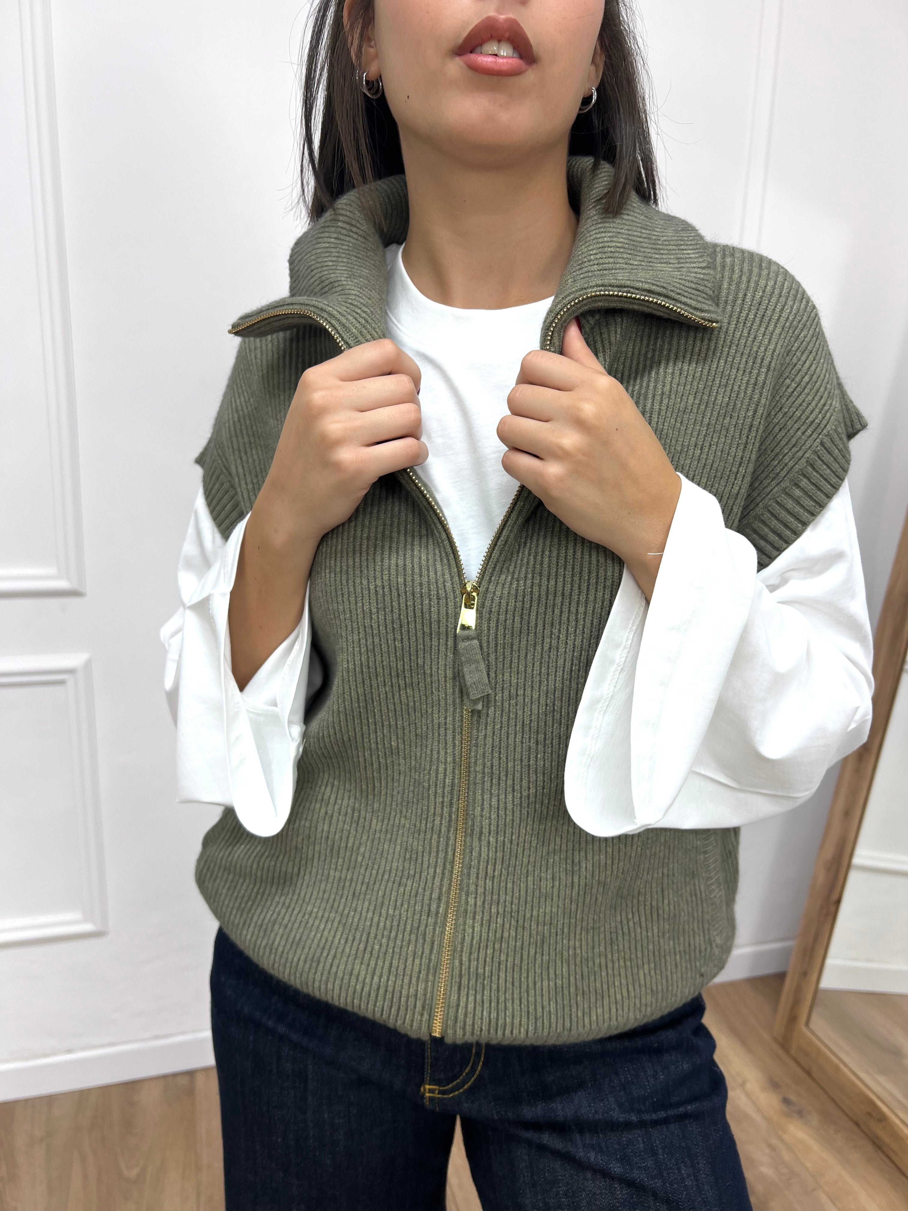 GILET IN MAGLIA A COSTE CON CERNIERA VERDE SUSY MIX
