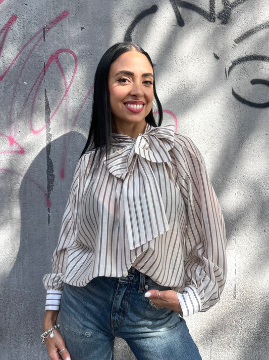 SUSY MIX BLUSA GESSATA FIOCCO GINEVRA BURRO