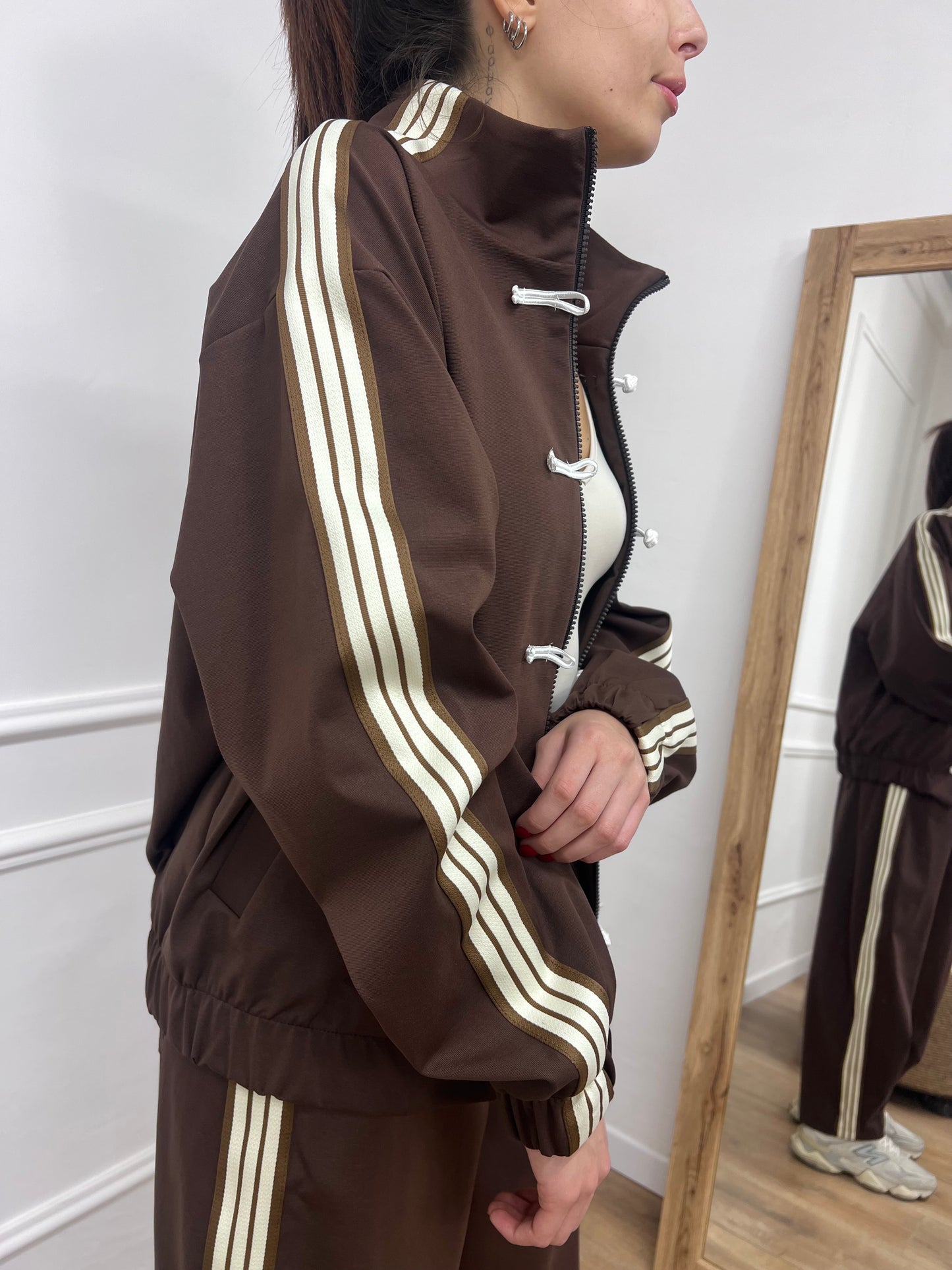 MOTEL FELPA ALAMARI BANDE BENNY MORO