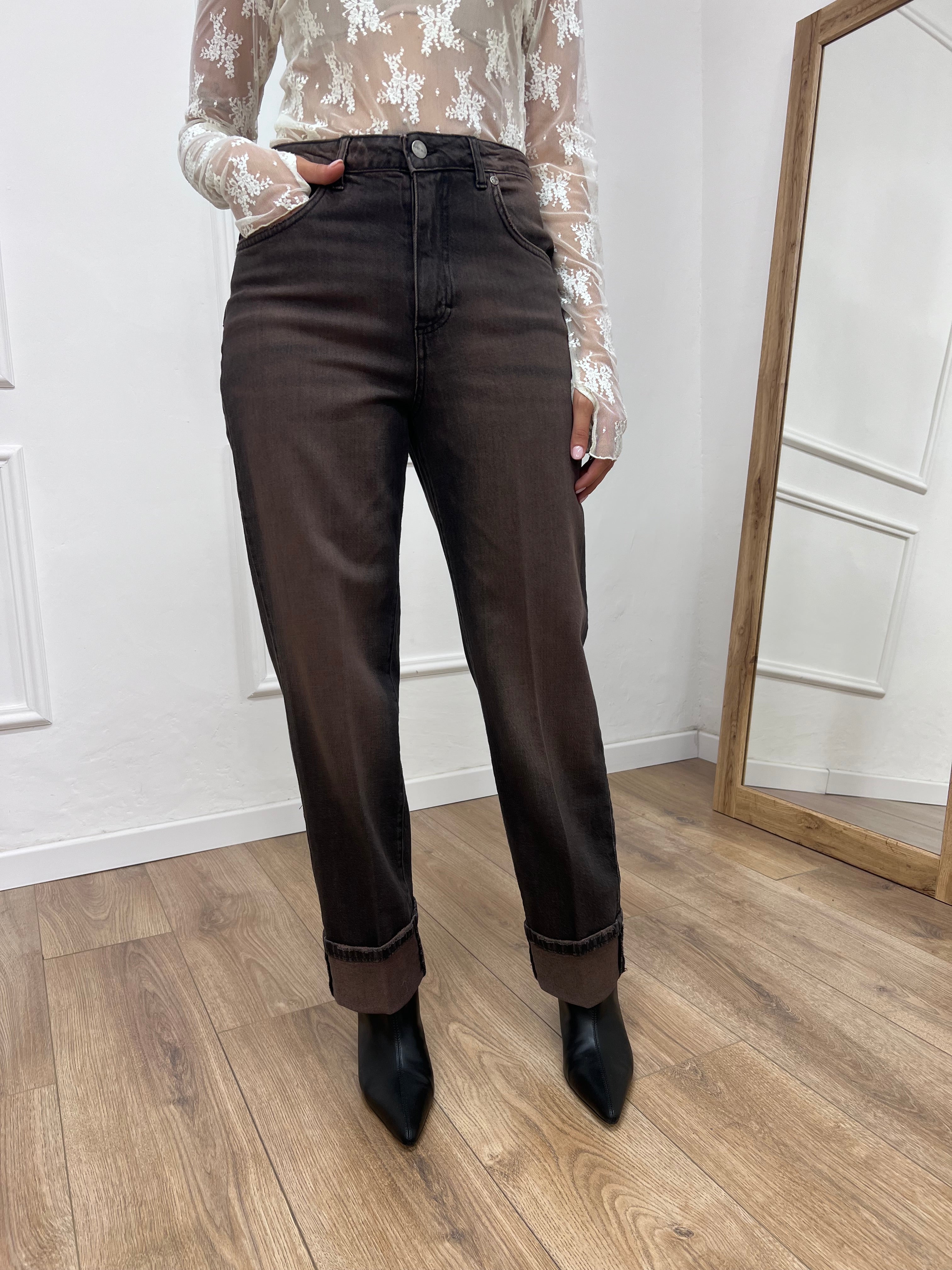DENIM VITA ALTA CON RISVOLTO WASHED MORO SUSY MIX